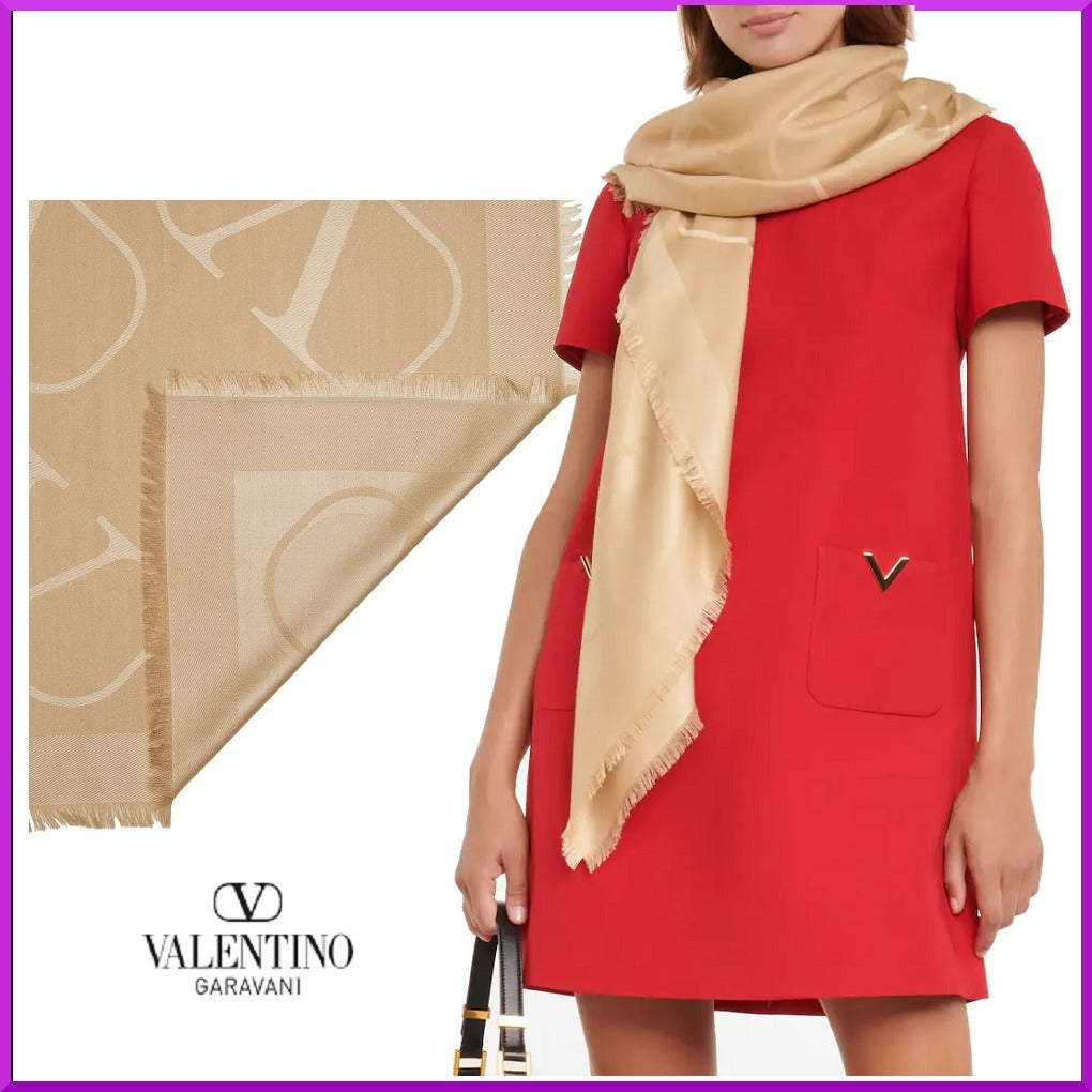 VALENTINO GARAVANI ALLOVER VLOGO PRINTED SILK SCARF
