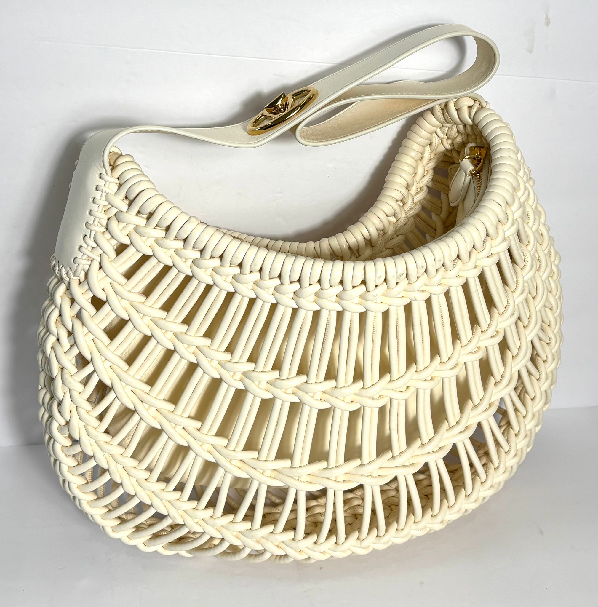 VALENTINO GARAVANI ALLKNOTS WOVEN LEATHER BAG