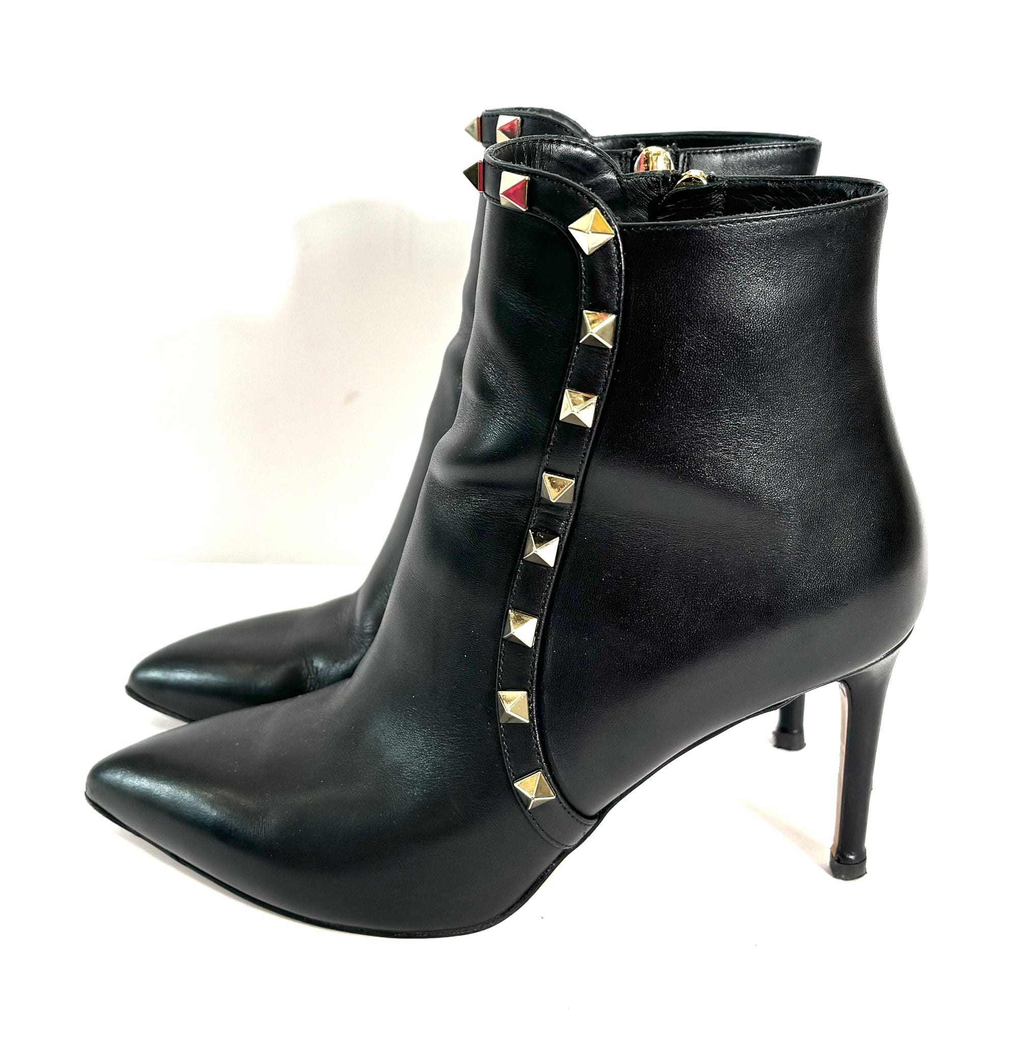 VALENTINO GARAVANI SMOOTH CALFSKIN ROCKSTUD 85MM ANKLE BOOTS