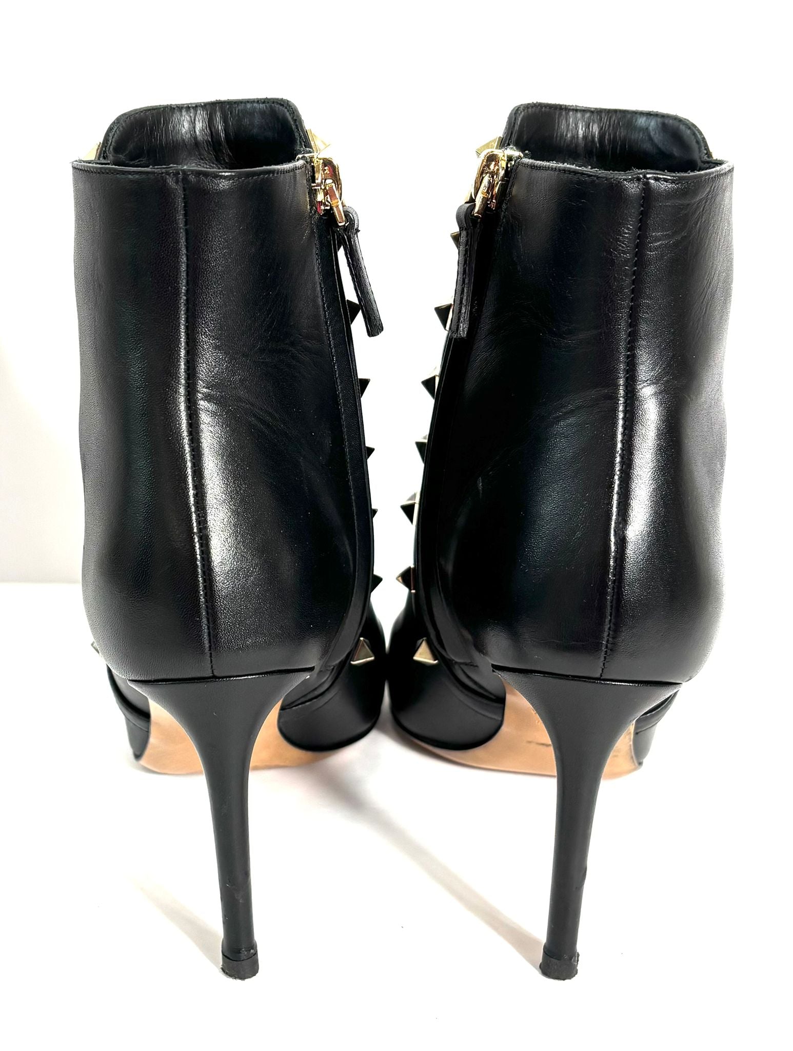 VALENTINO GARAVANI SMOOTH CALFSKIN ROCKSTUD 85MM ANKLE BOOTS