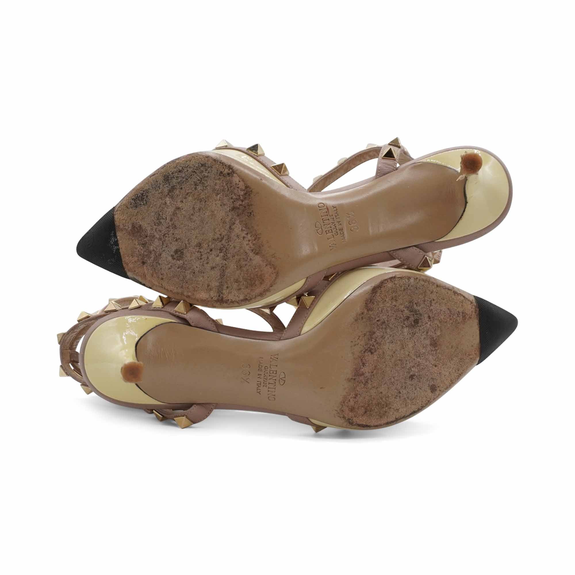 Valentino Garavani 'Rockstud Patent Caged Pumps' - Women's 36.5