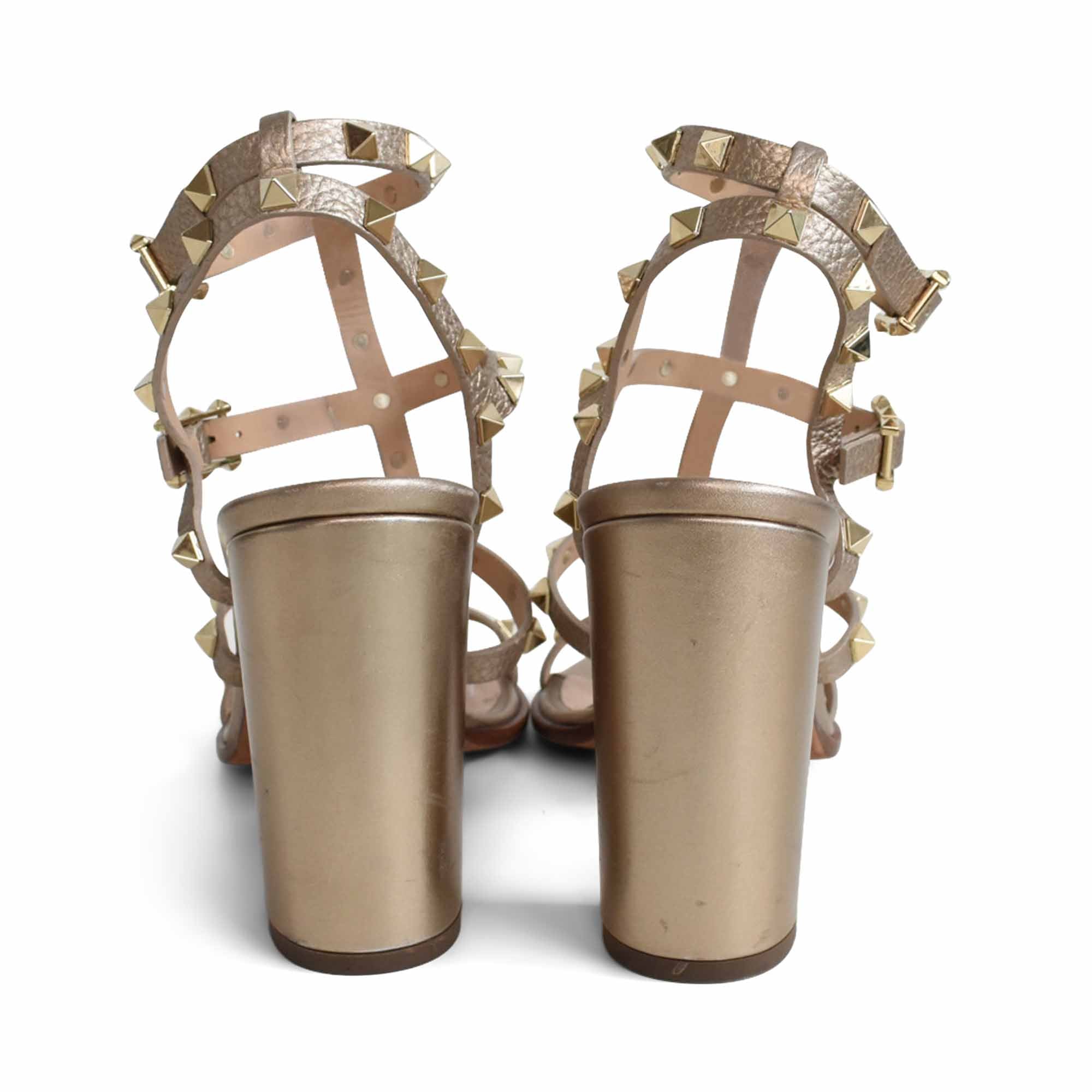 Valentino 'Rockstud' Block Heel Sandals - Women's 40