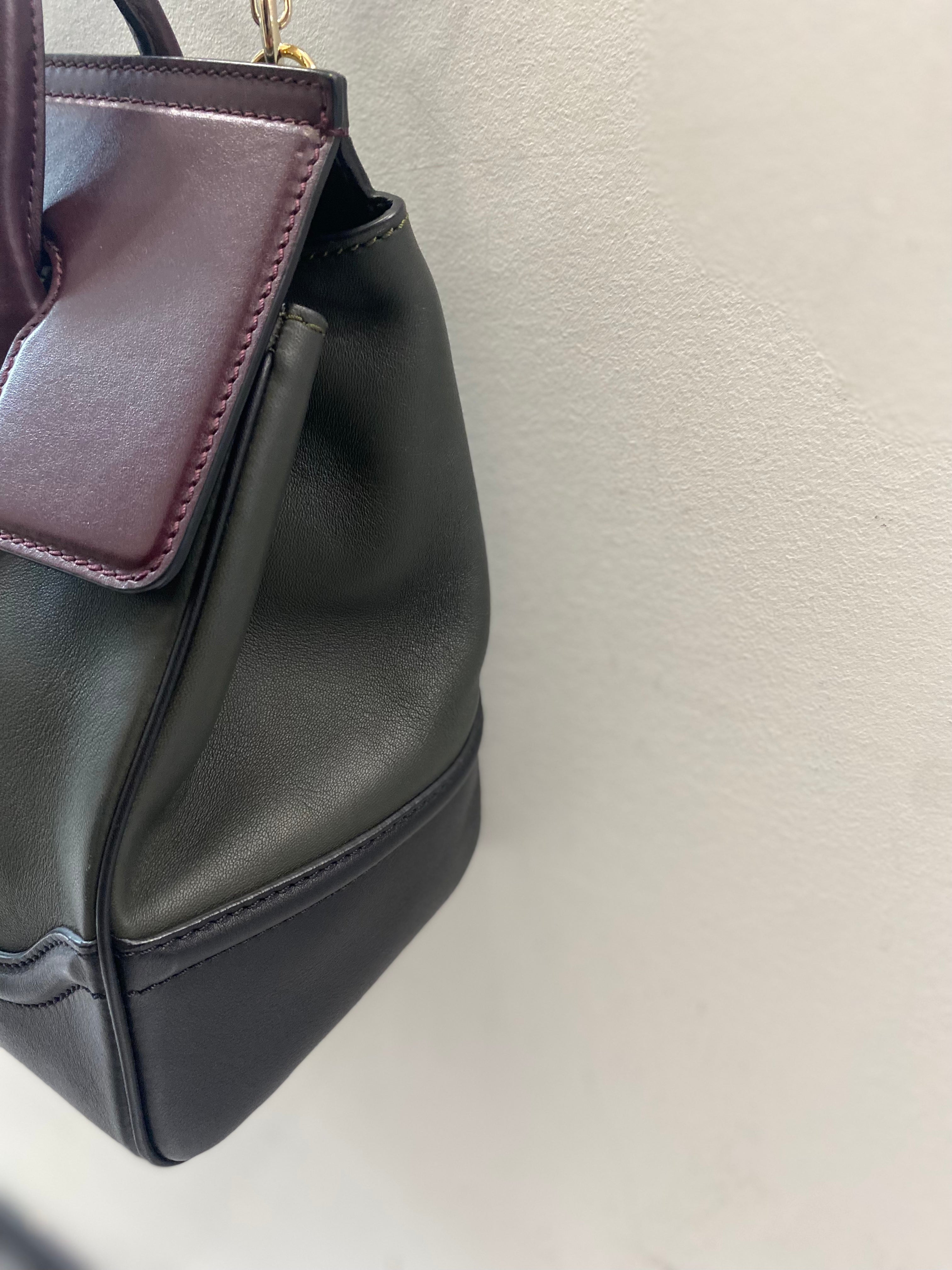 VERSACE PALAZZO MEDUSA EMPIRE LEATHER HANDBAG