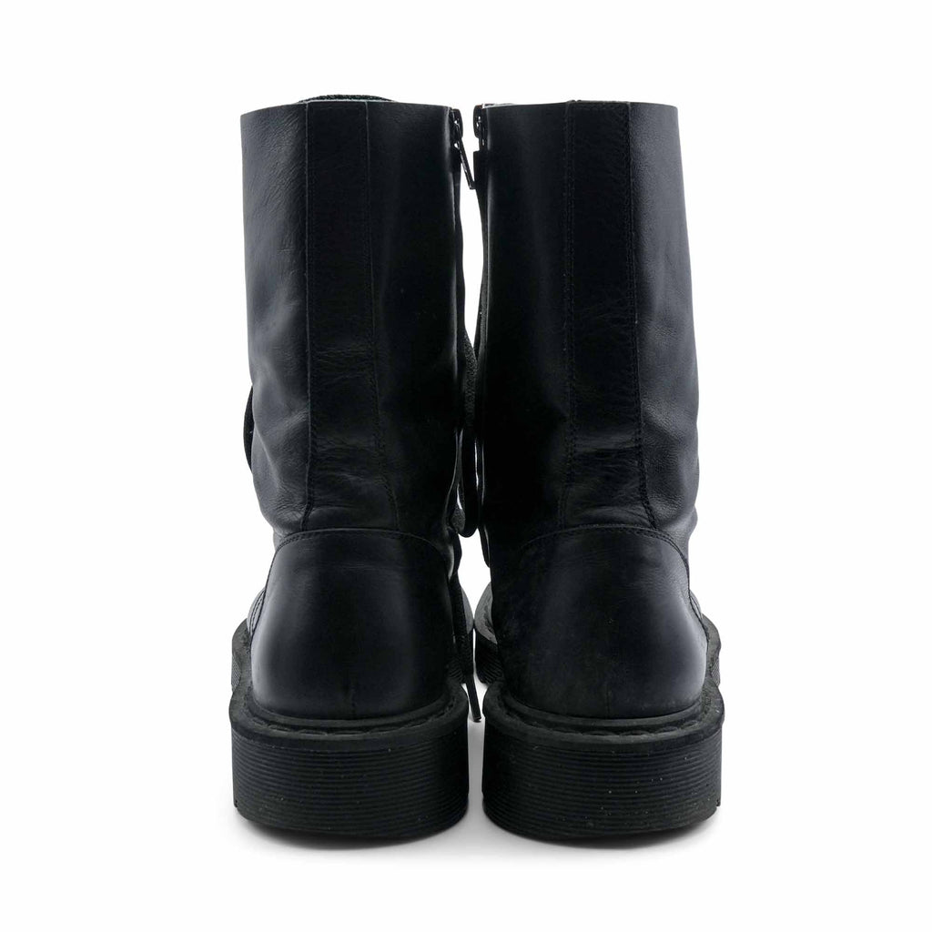 Vetements 'Gothic Logo' Combat Boots - Men's 41