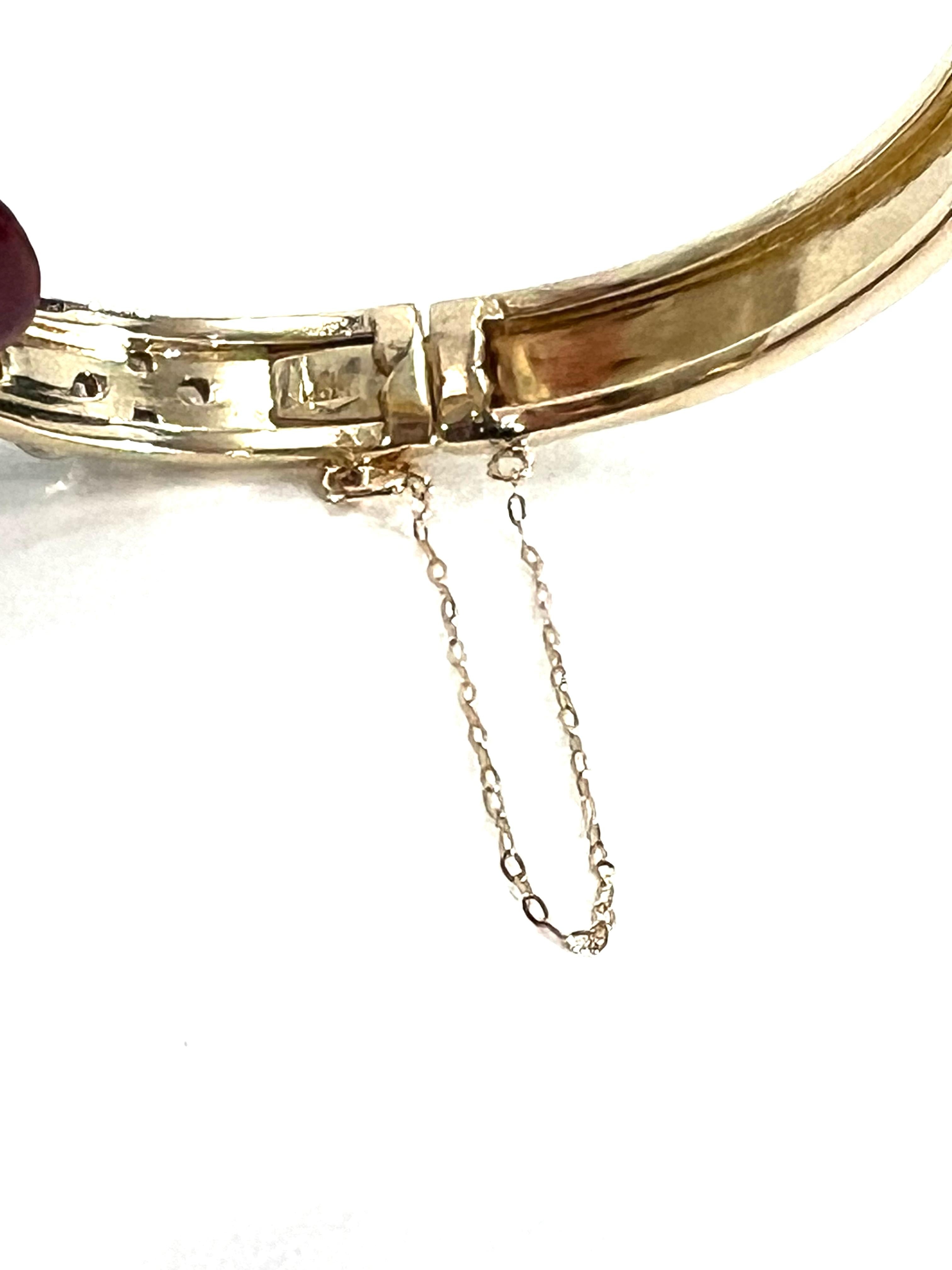 VINTAGE 14K DIAMOND AND EMERALD SOLID GOLD BRACELET