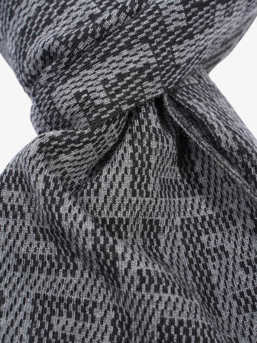 Fendi Logo Pattern Scarf Black / Grey Wool