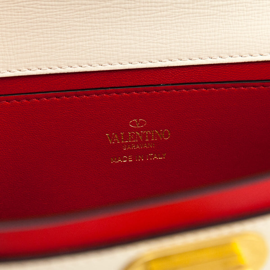Valentino Ivory Grainy Calfskin Rockstud Alcove Clutch With Chain
