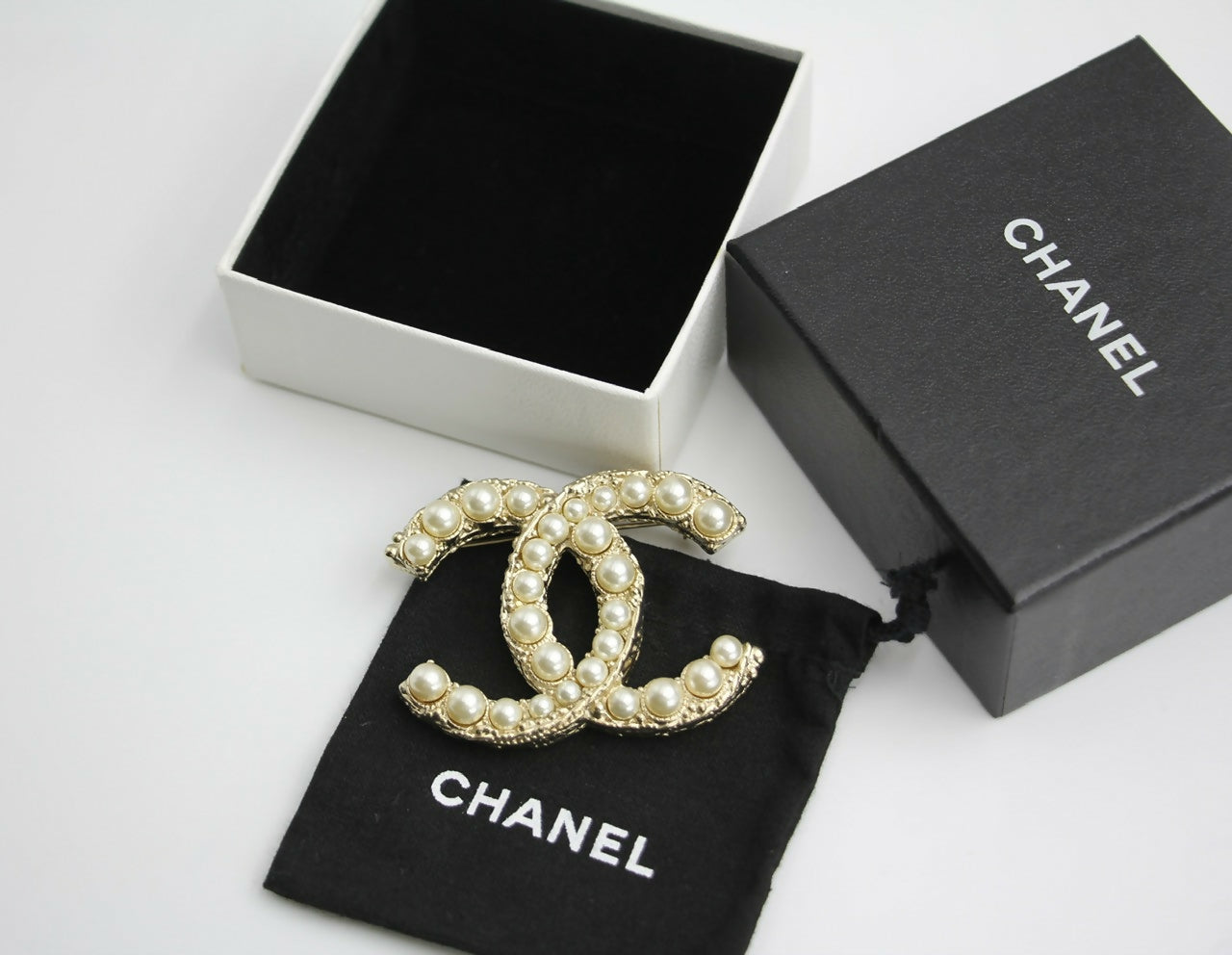 Chanel A13C Enamel Yellow Glitter CC Brooch