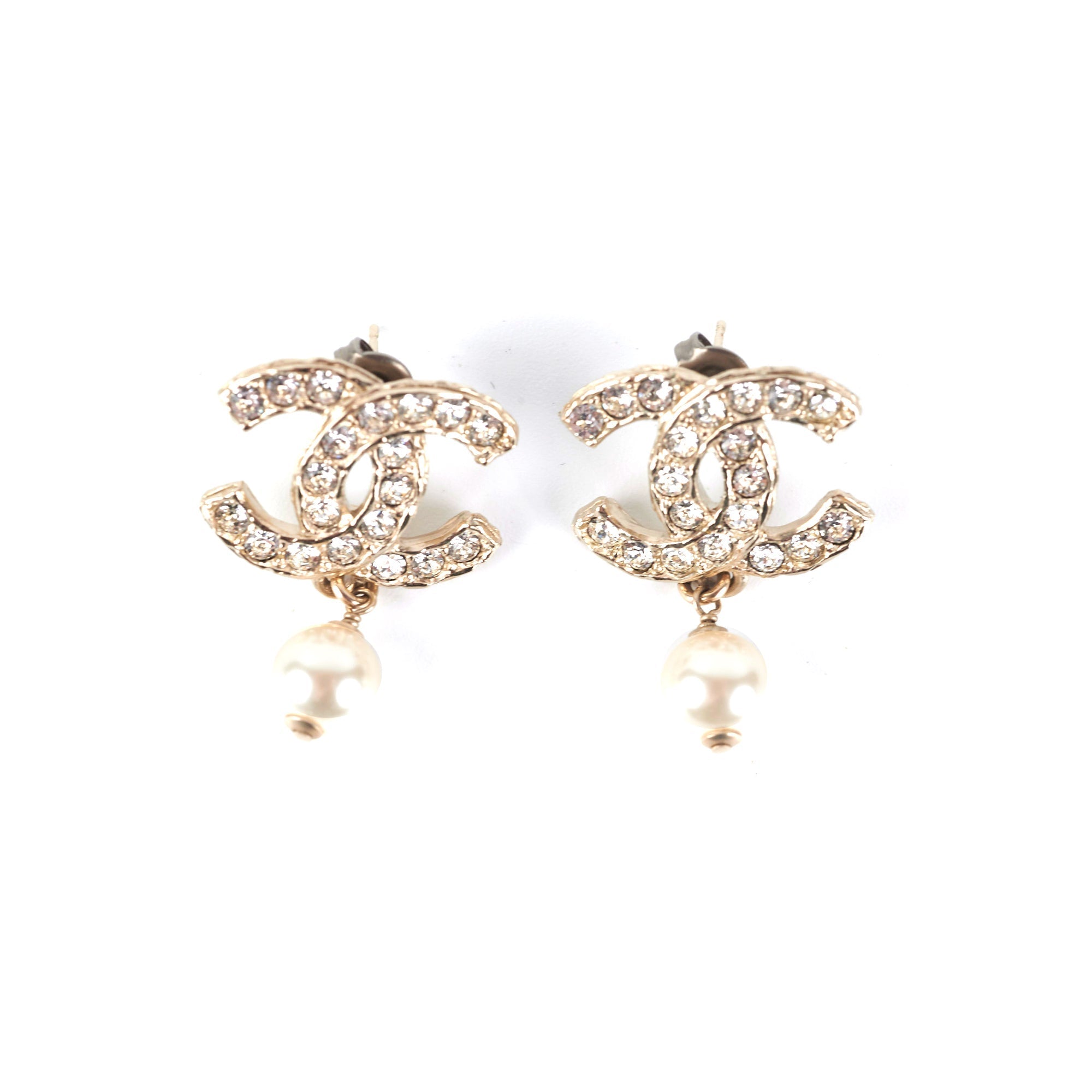 Chanel Earrings CC Pearls Drop (Costume Jewellery)