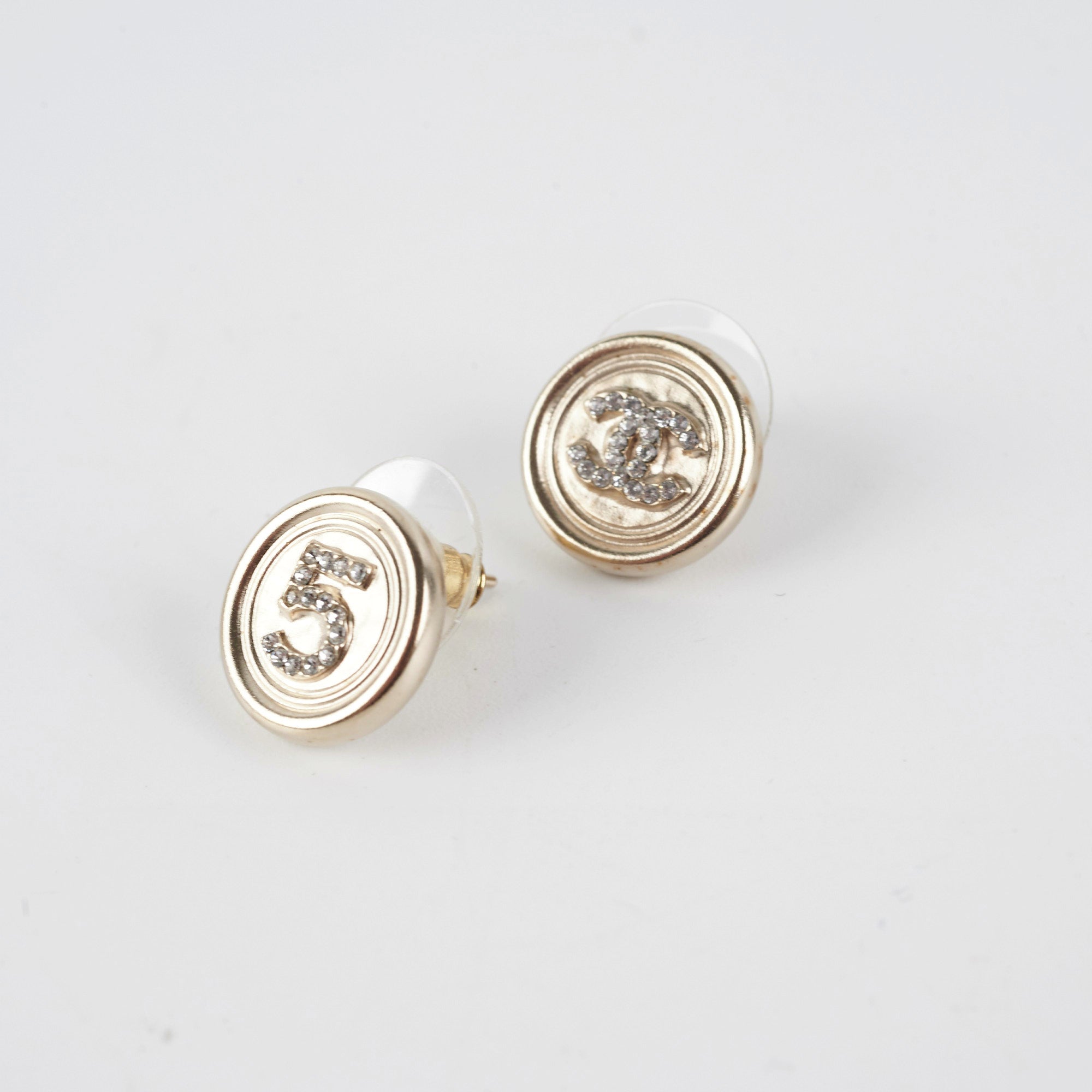 Chanel Earrings Round N5 Diamond Gold