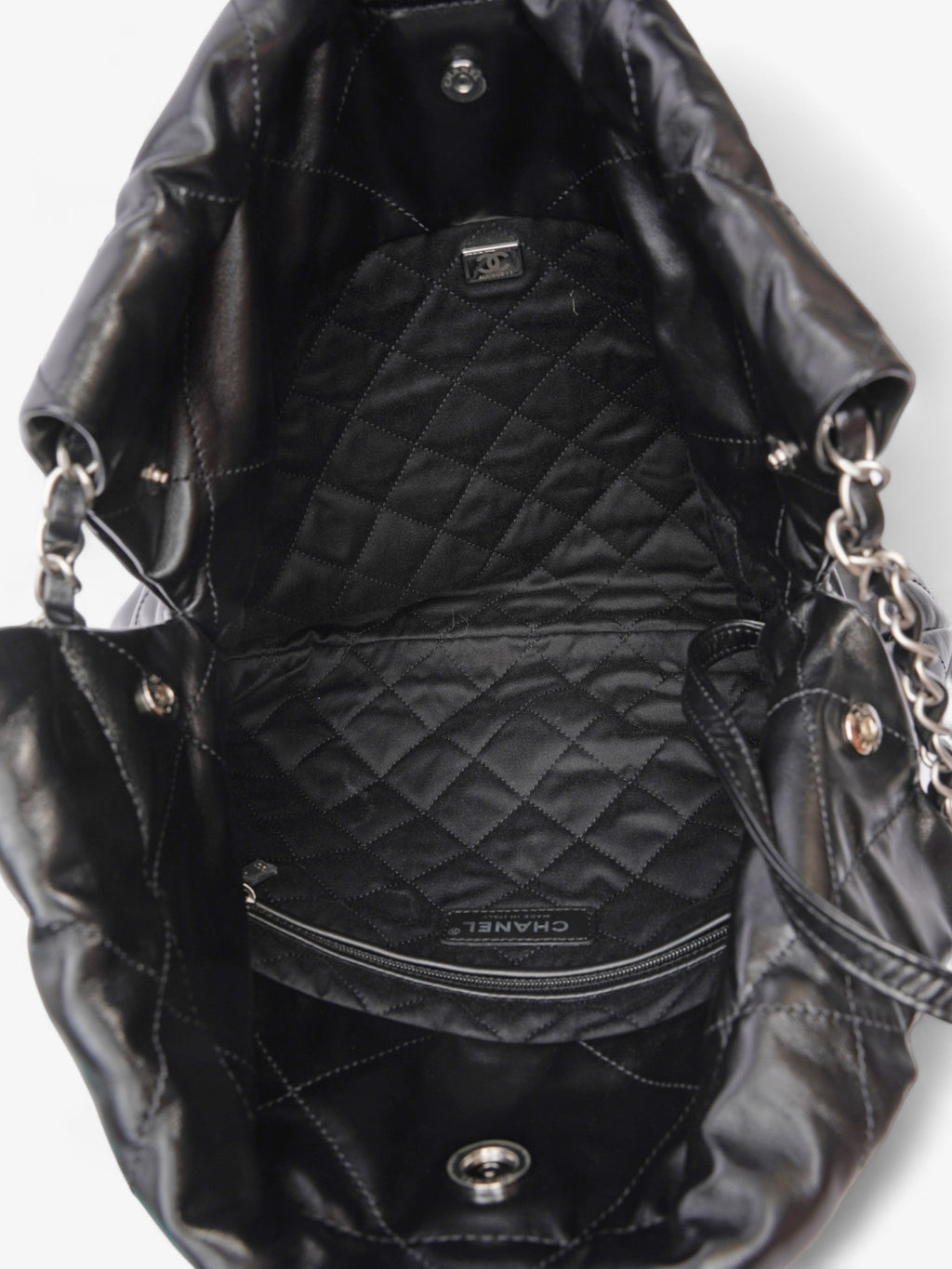 Chanel Chanel 22 Black Calfskin Leather Small