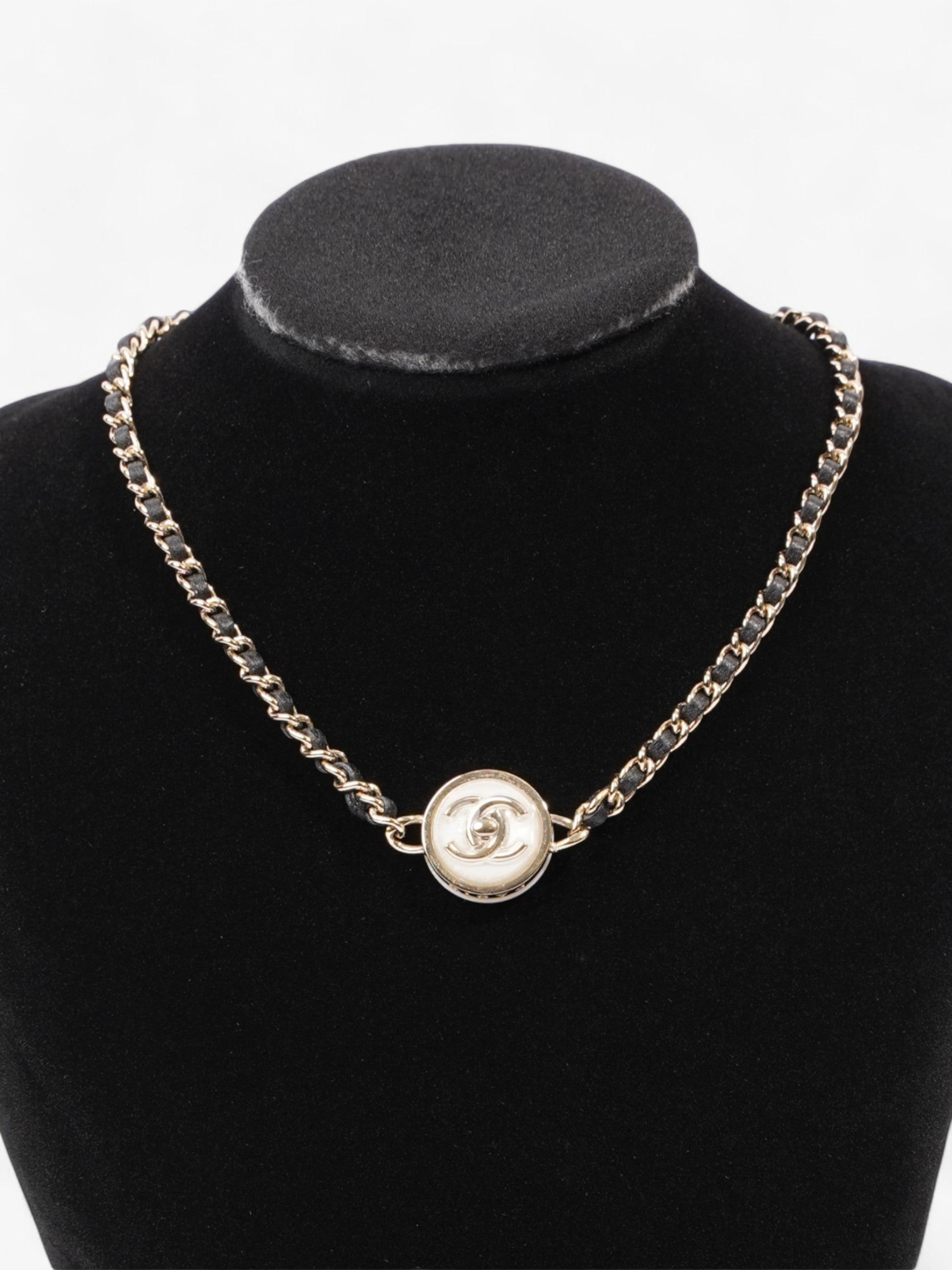 Chanel CC Chain Choker Black / Gold Base Metal 30cm
