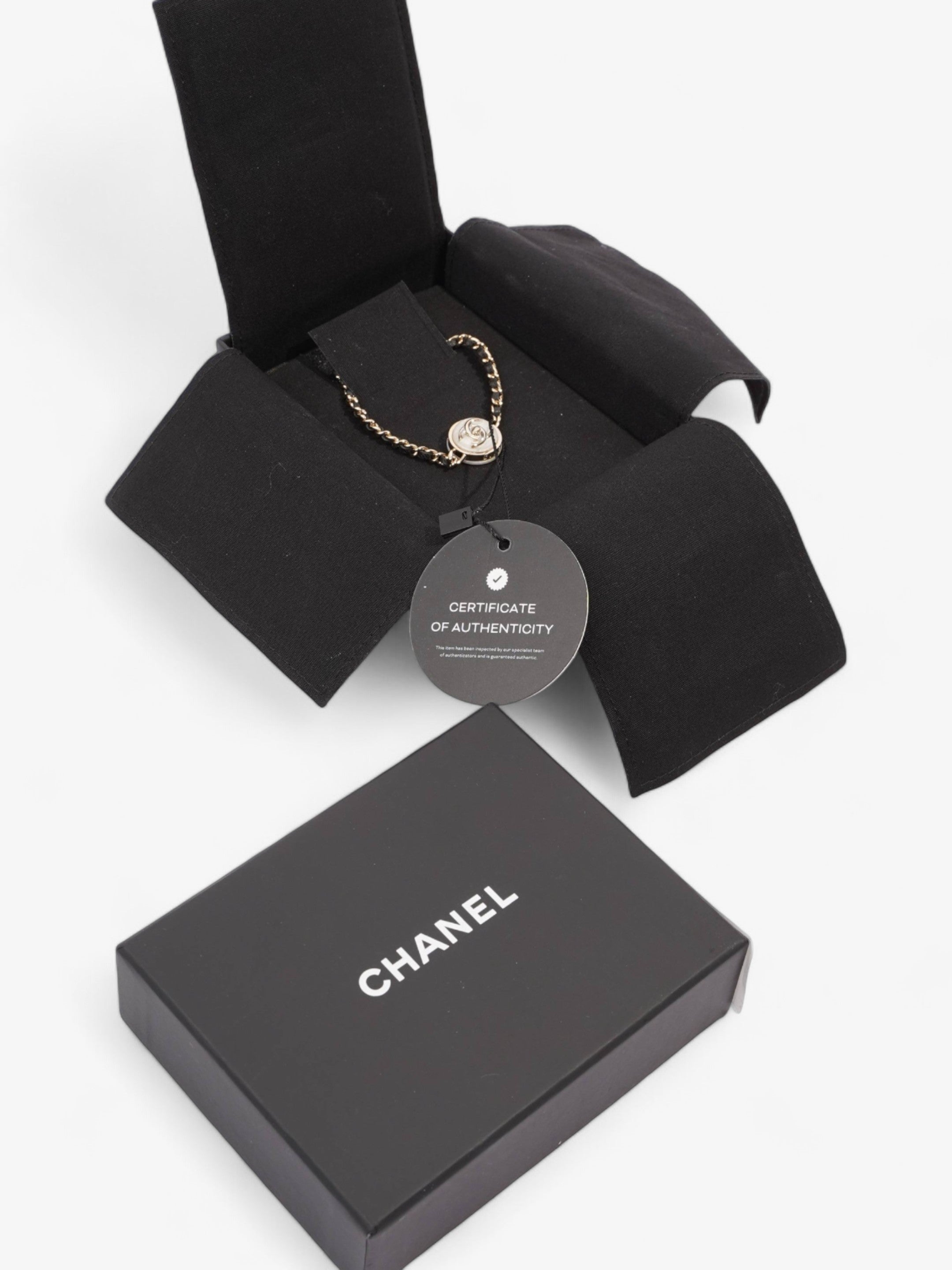 Chanel CC Chain Choker Black / Gold Base Metal 30cm