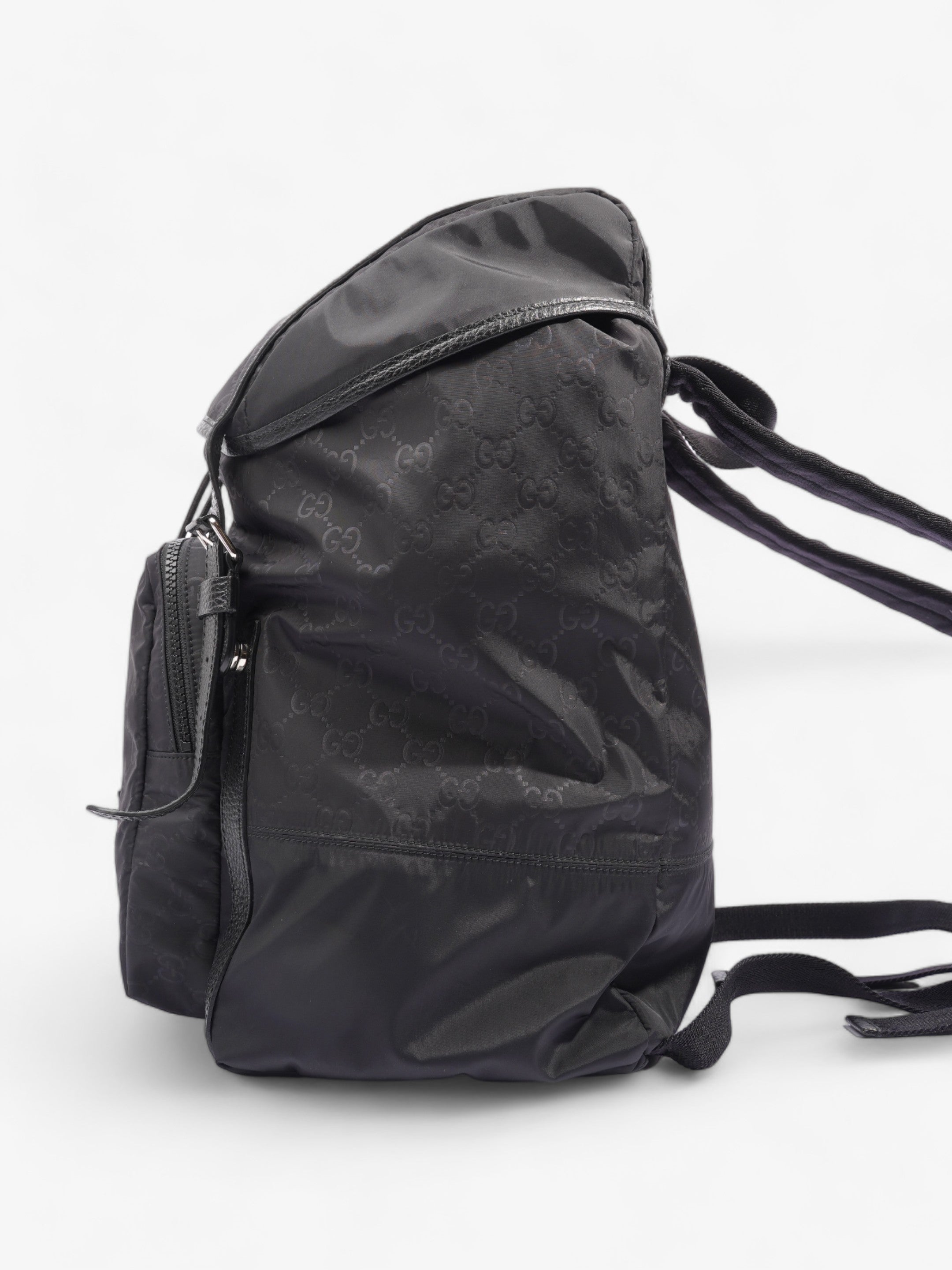 Gucci Travel Drawstring Rucksack Black GG Supreme Nylon