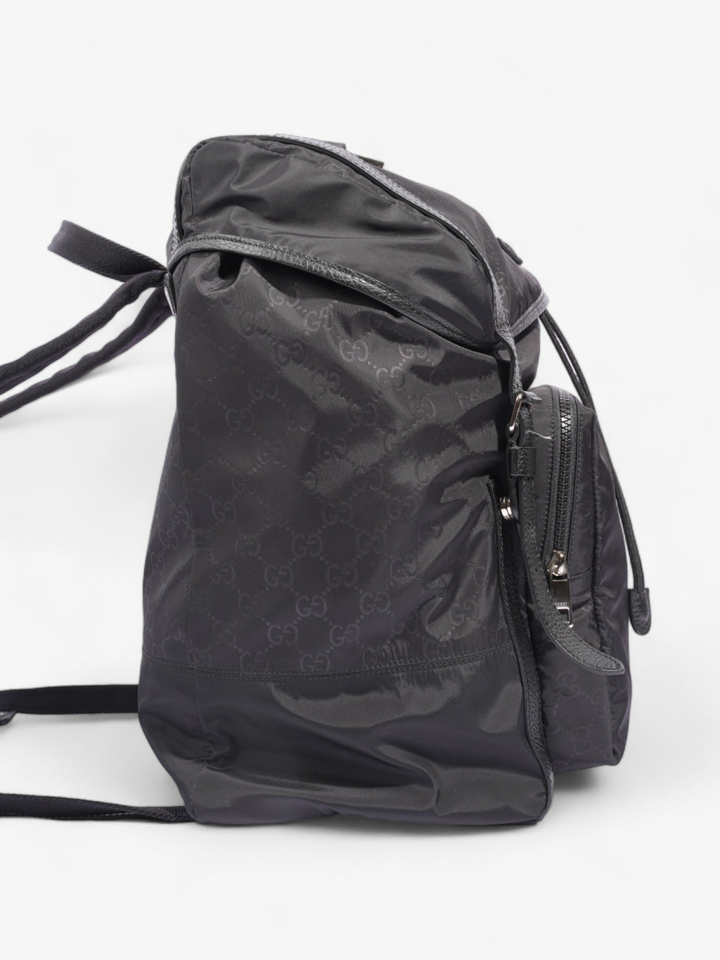 Gucci Travel Drawstring Rucksack Black GG Supreme Nylon