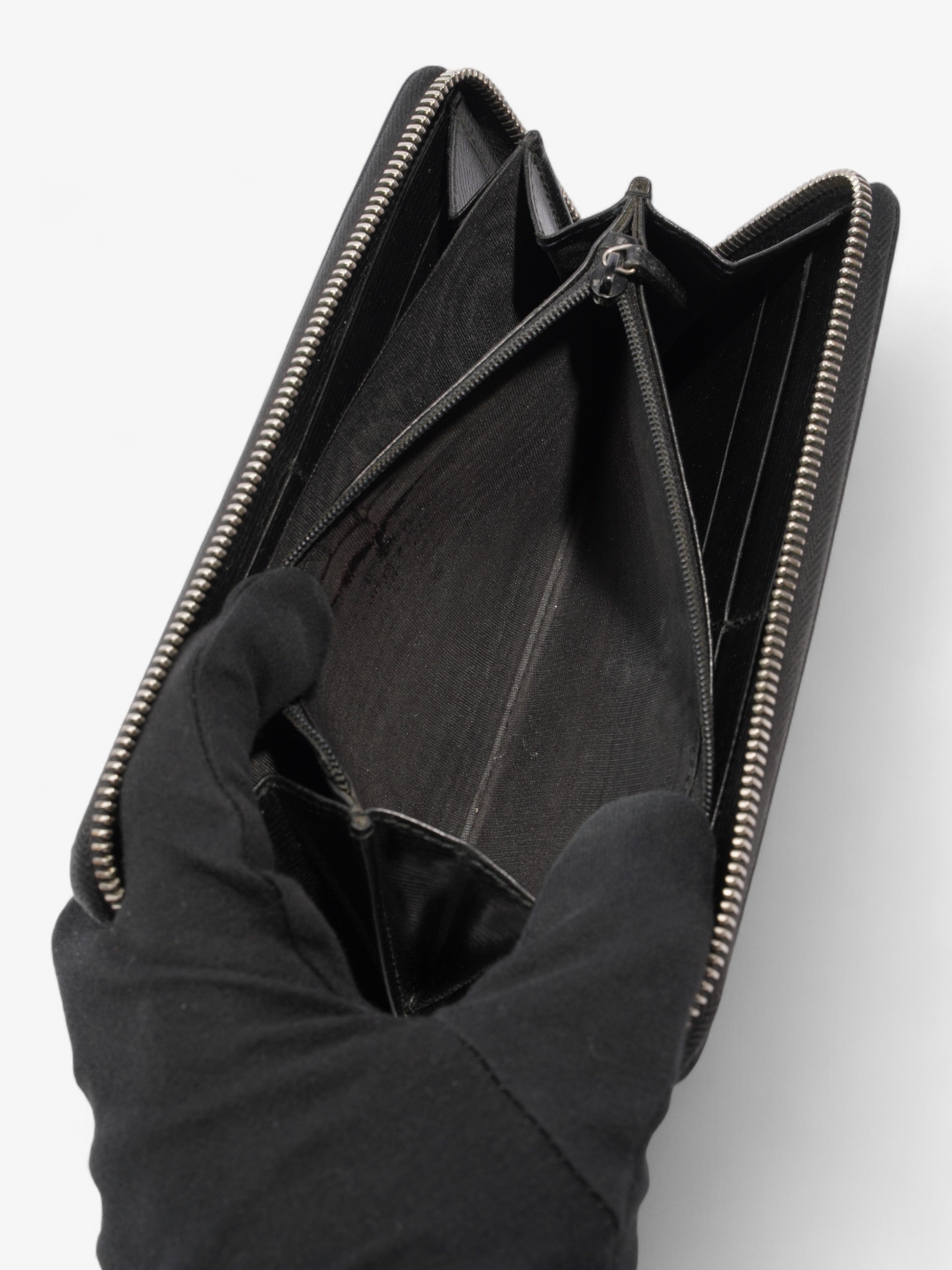 Gucci Interlocking Zip Round Wallet Black Black Leather