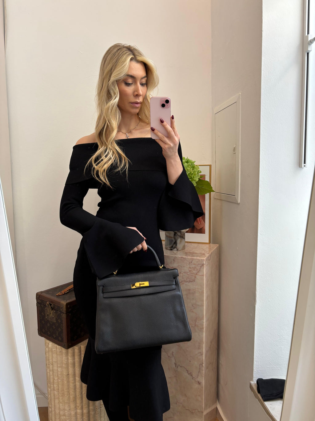 Hermes Kelly 32 Black Togo Leather Bag with Gold Hardware (Retourne)