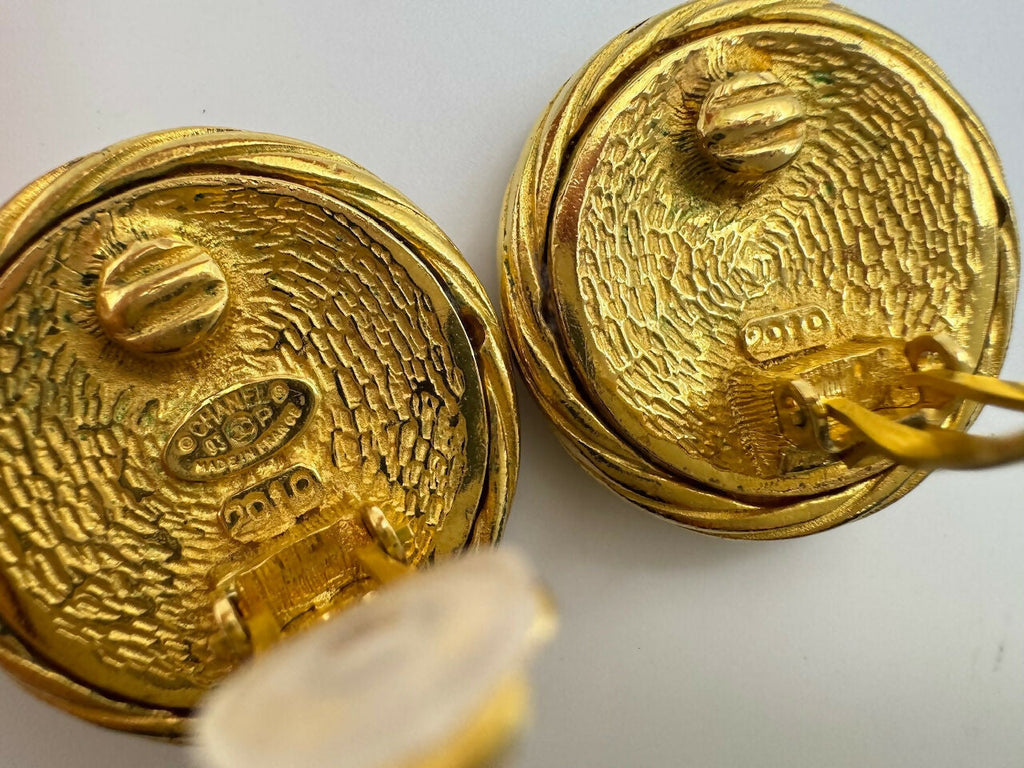 Chanel Vintage 93P Gold Plated Button Gold Clip-on Earrings