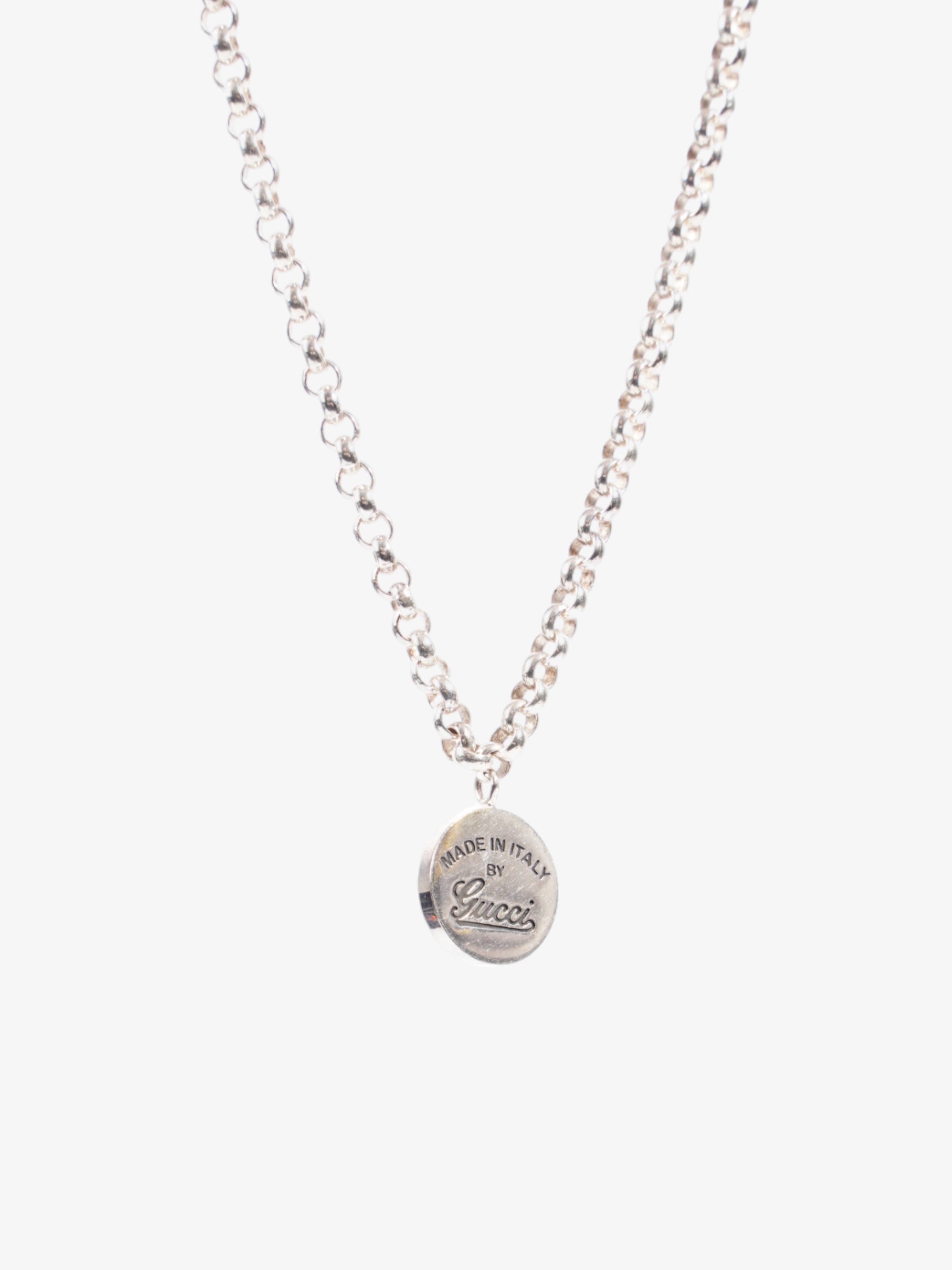 Gucci Logo Circle Necklace Silver Silver Sterling