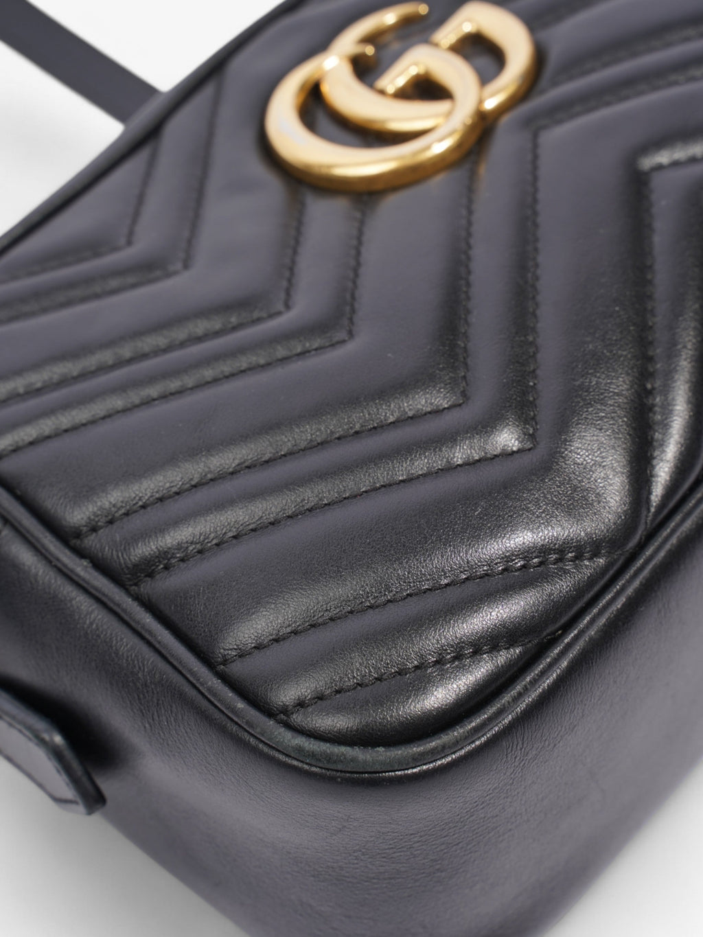 Gucci Marmont Black Matelasse Leather Small