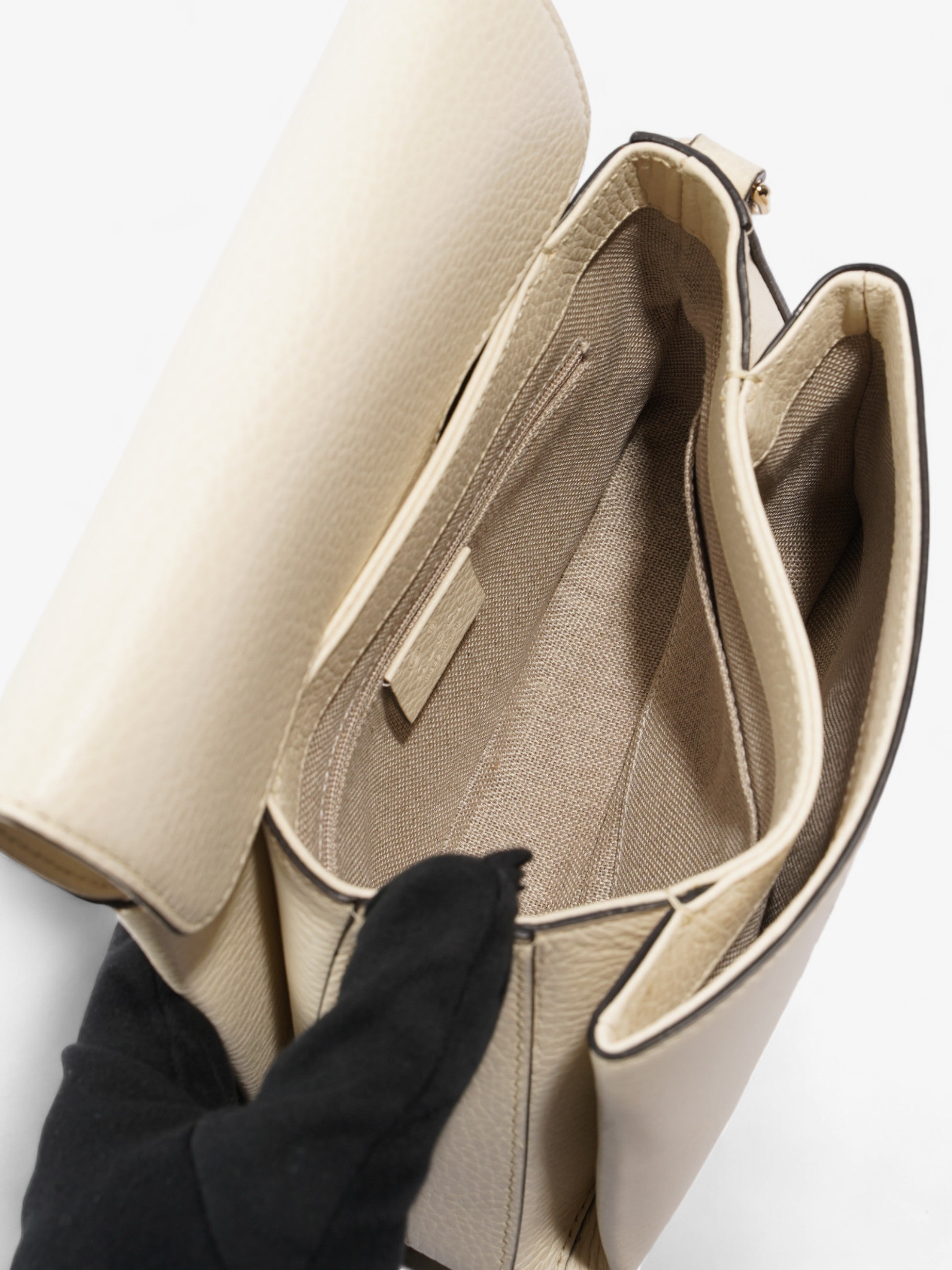 Gucci Interlocking G Dollar Bag White Leather