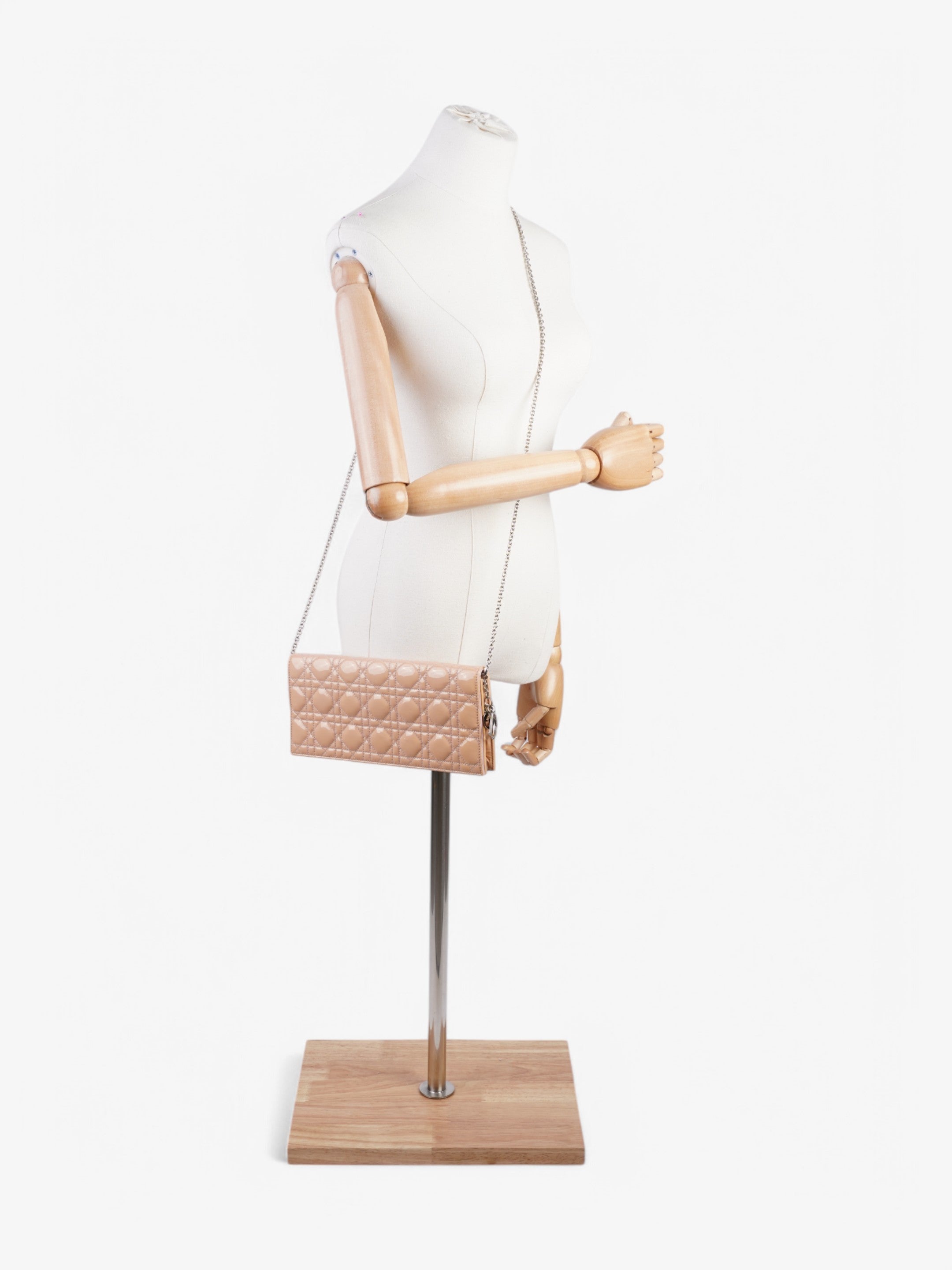 Christian Dior Lady Dior Clutch Pink Nude Patent Leather