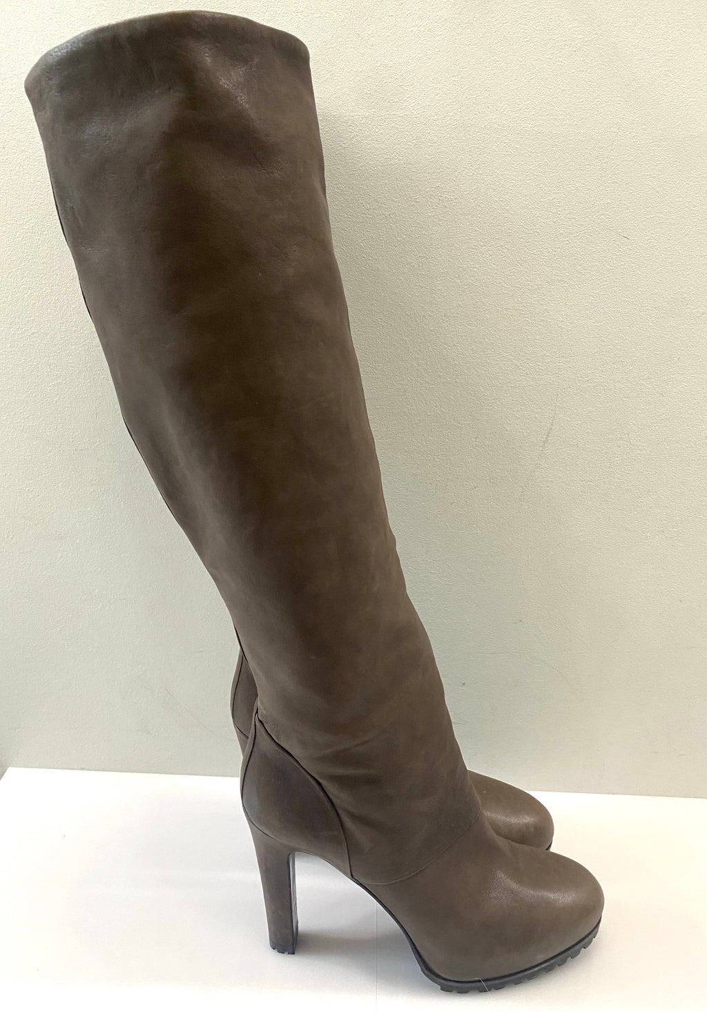 YVES SAINT LAURENT KNEE HIGH LEATHER BOOTS
