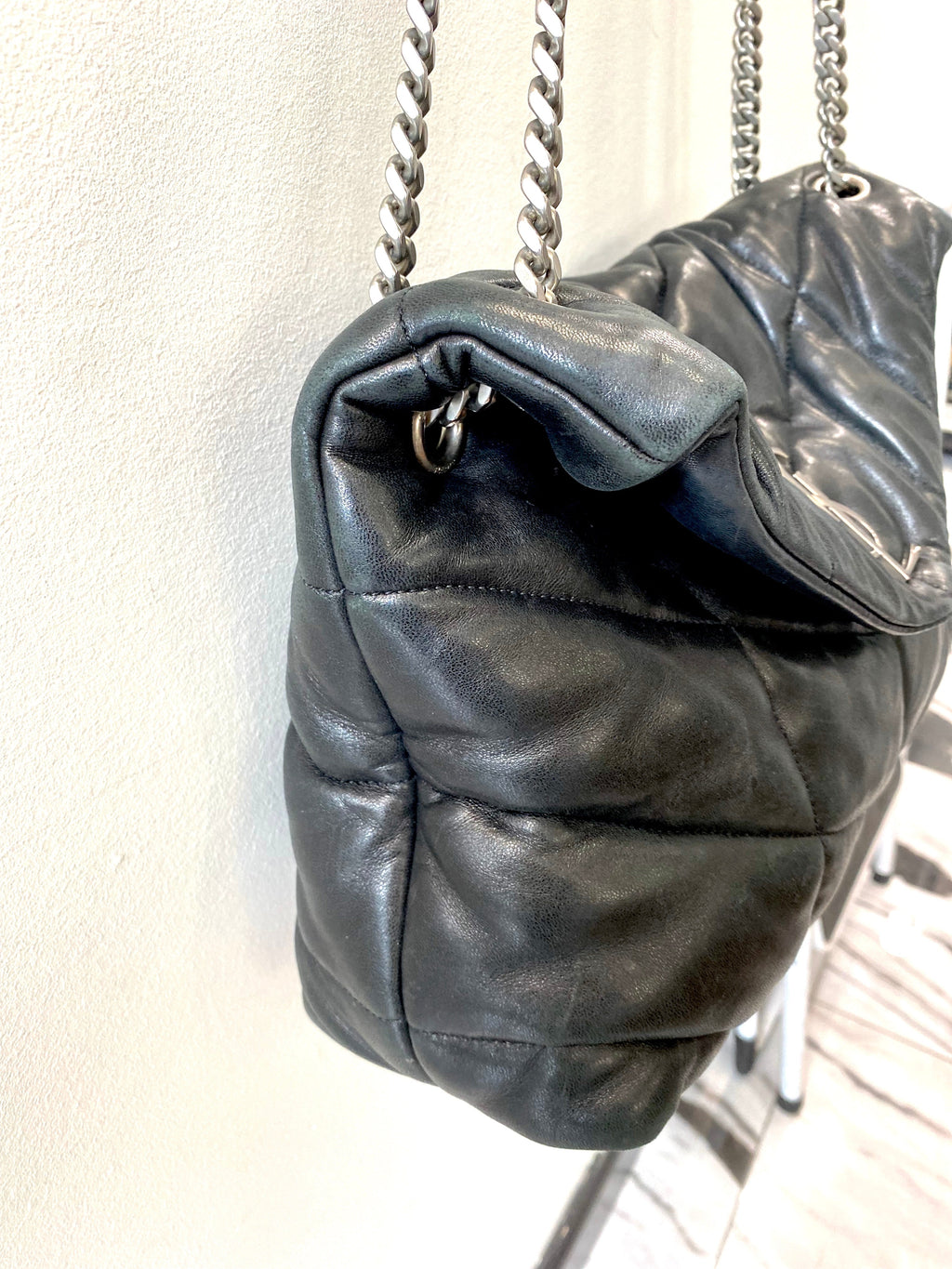 YSL PUFFER LOULOU MEDIUM CHAIN BAG IN QUILTED LAMBSKIN