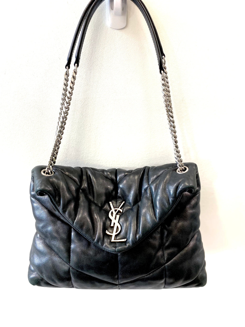 YSL PUFFER LOULOU MEDIUM CHAIN BAG IN QUILTED LAMBSKIN