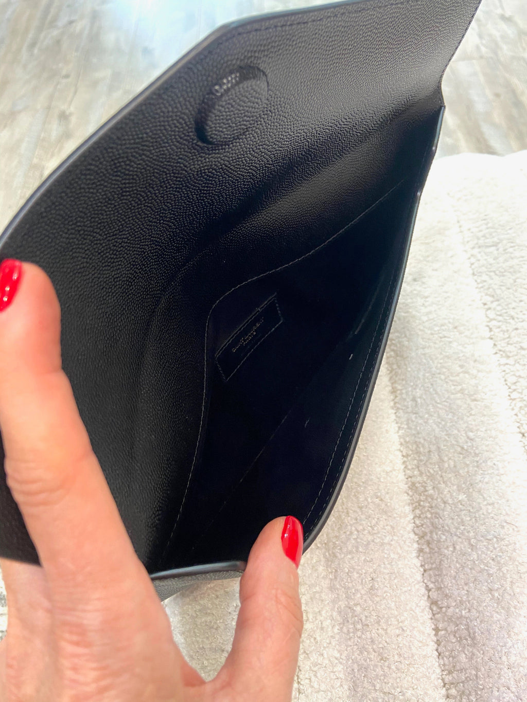 YSL GRAIN DE POUDRE EMBOSSED LEATHER UPTOWN CLUTCH BAG