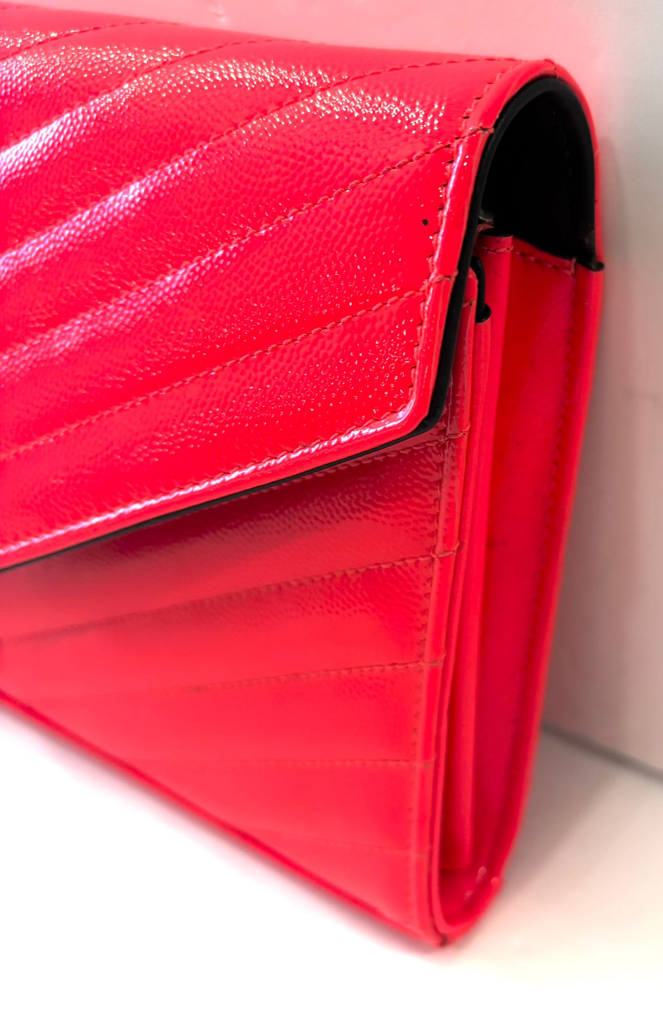 YSL MONOGRAM GRAIN DE POUDRE LEATHER CHAIN WALLET