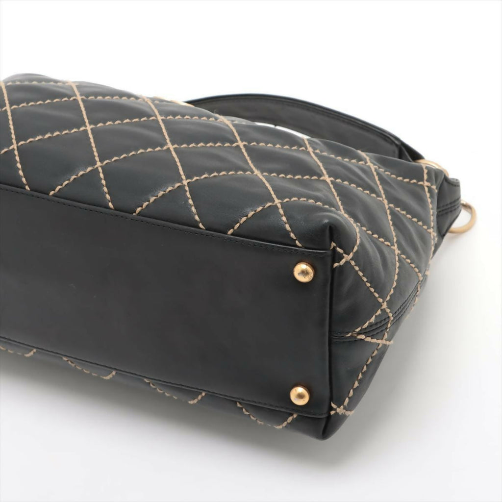 Chanel Vintage Black Lambskin Leather Handbag with Gold Hardware