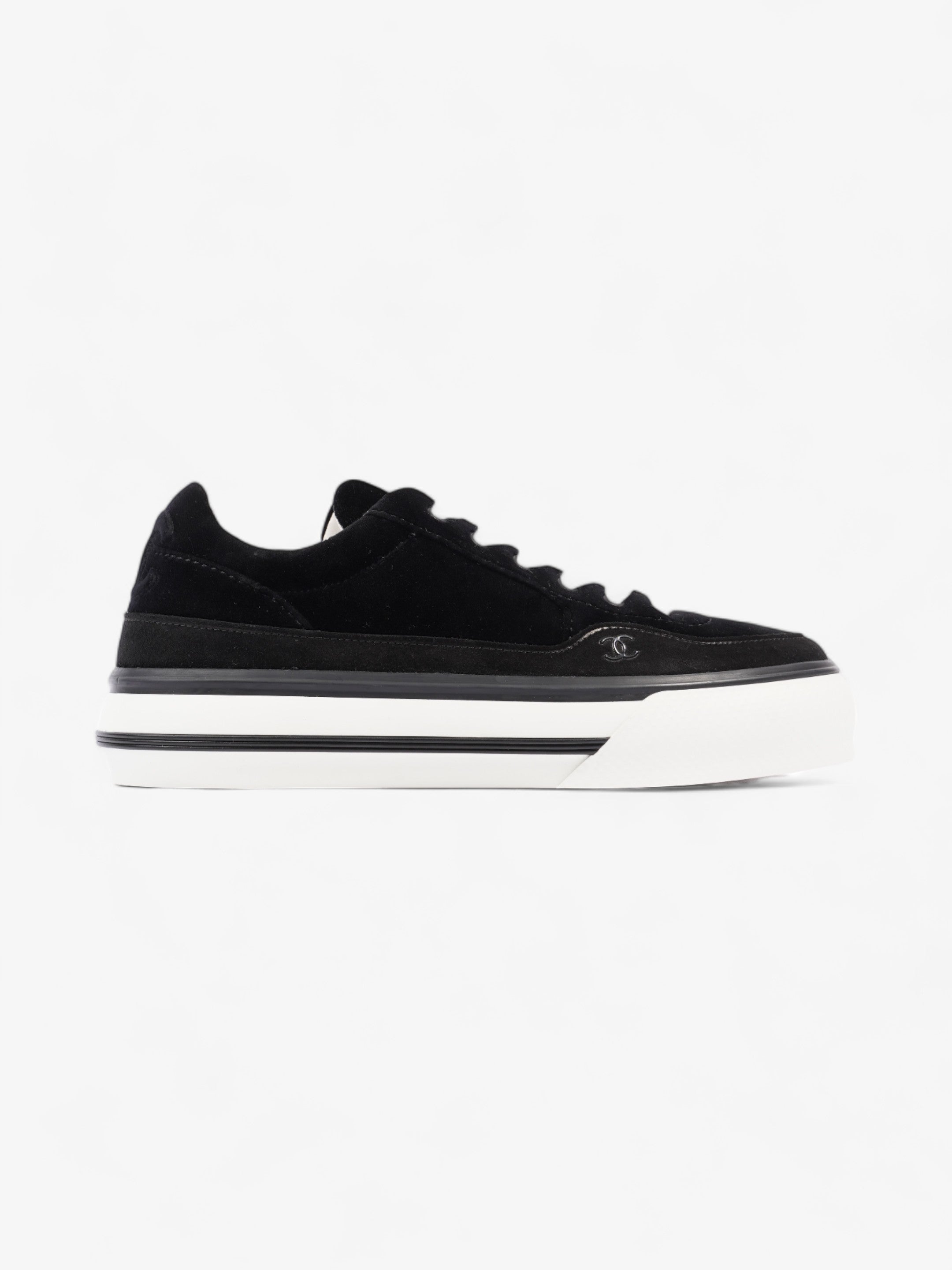 Chanel CC Suede Sneaker Black / White Suede EU 42 UK 8