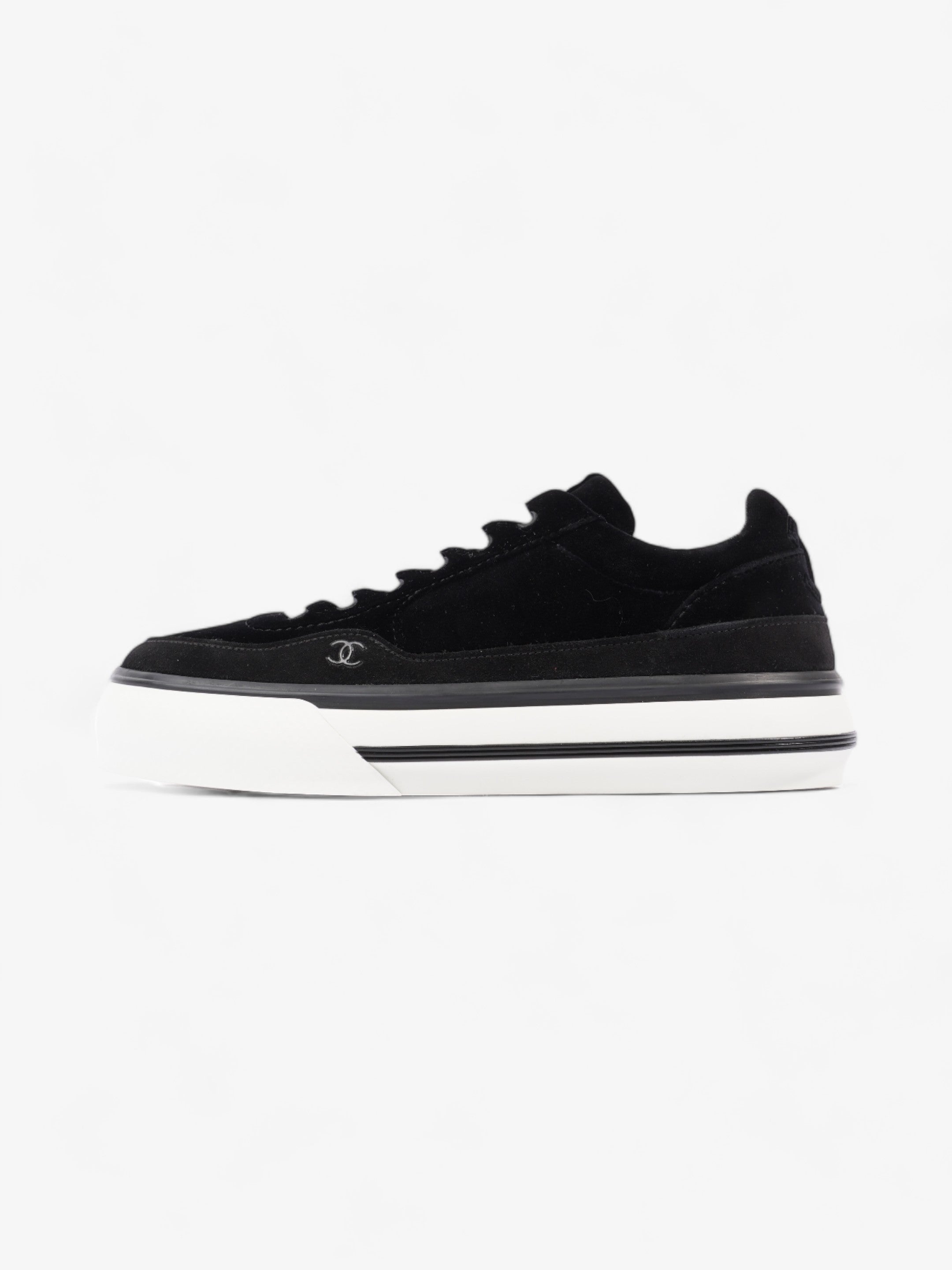 Chanel CC Suede Sneaker Black / White Suede EU 42 UK 8