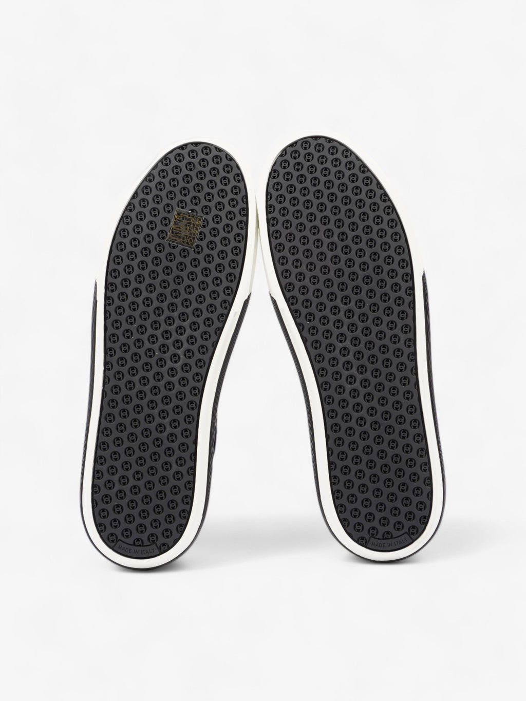 Chanel CC Suede Sneaker Black / White Suede EU 42 UK 8