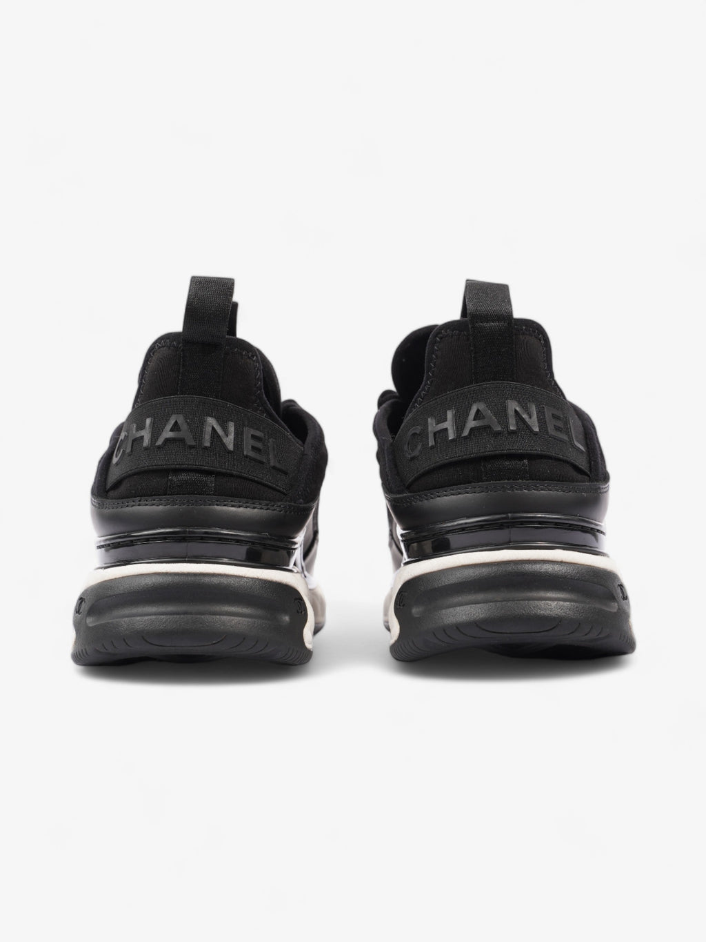 Chanel CC Runner Black / White Suede EU 39 UK 6