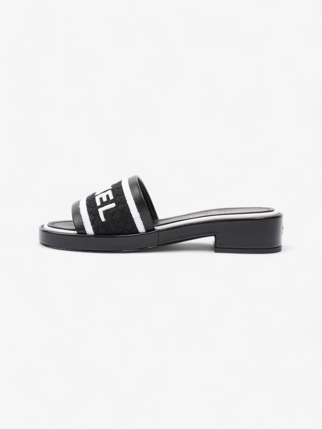 Chanel CC Mule Sandal 15mm Black / White Tweed EU 37 UK 4