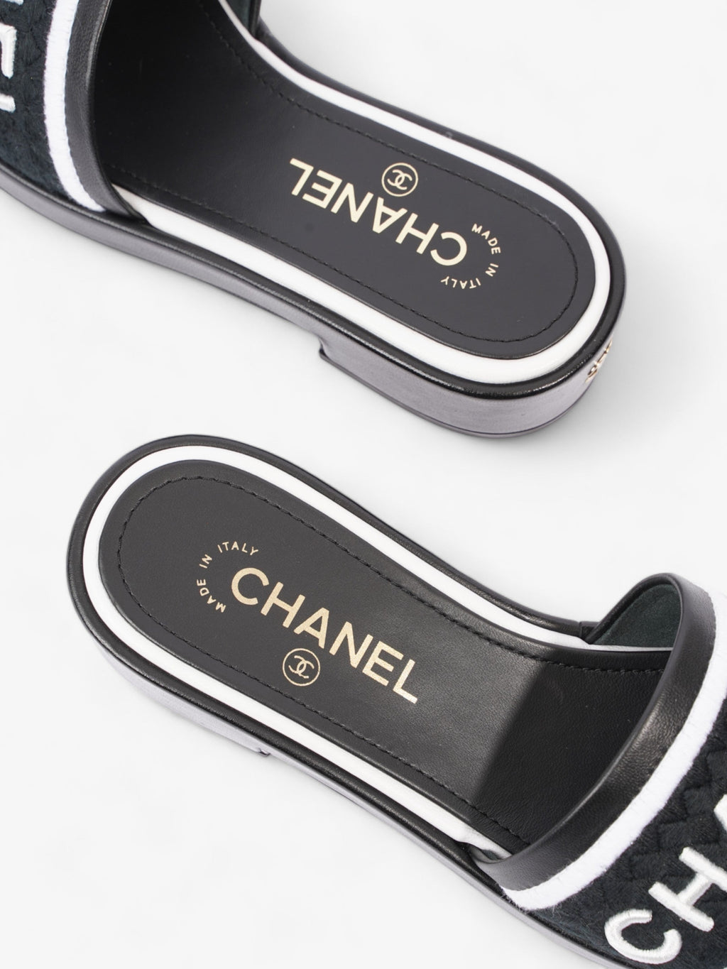 Chanel CC Mule Sandal 15mm Black / White Tweed EU 37 UK 4