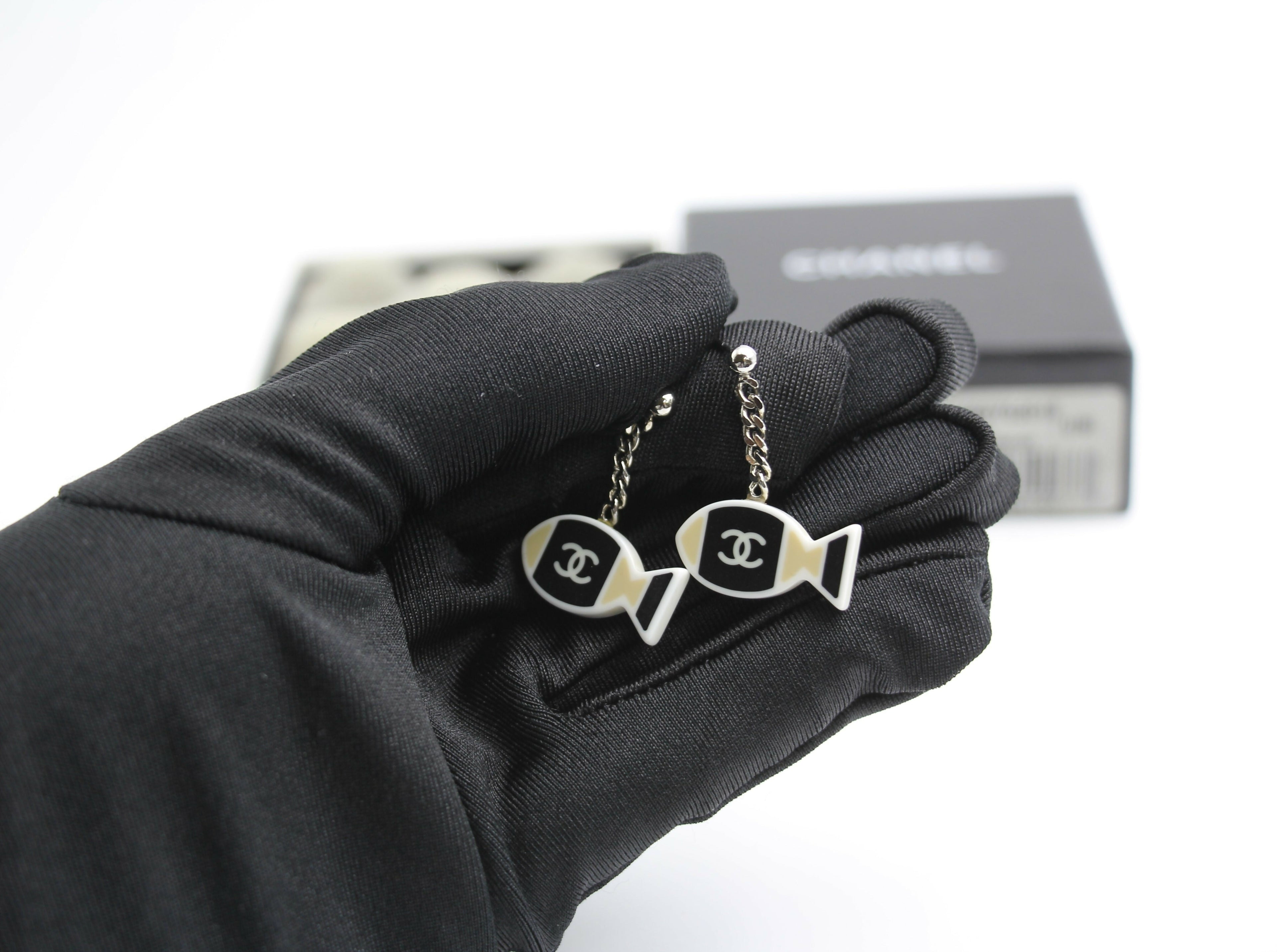 Chanel Vintage 05C Resin Black and White Fishes Stud Earrings