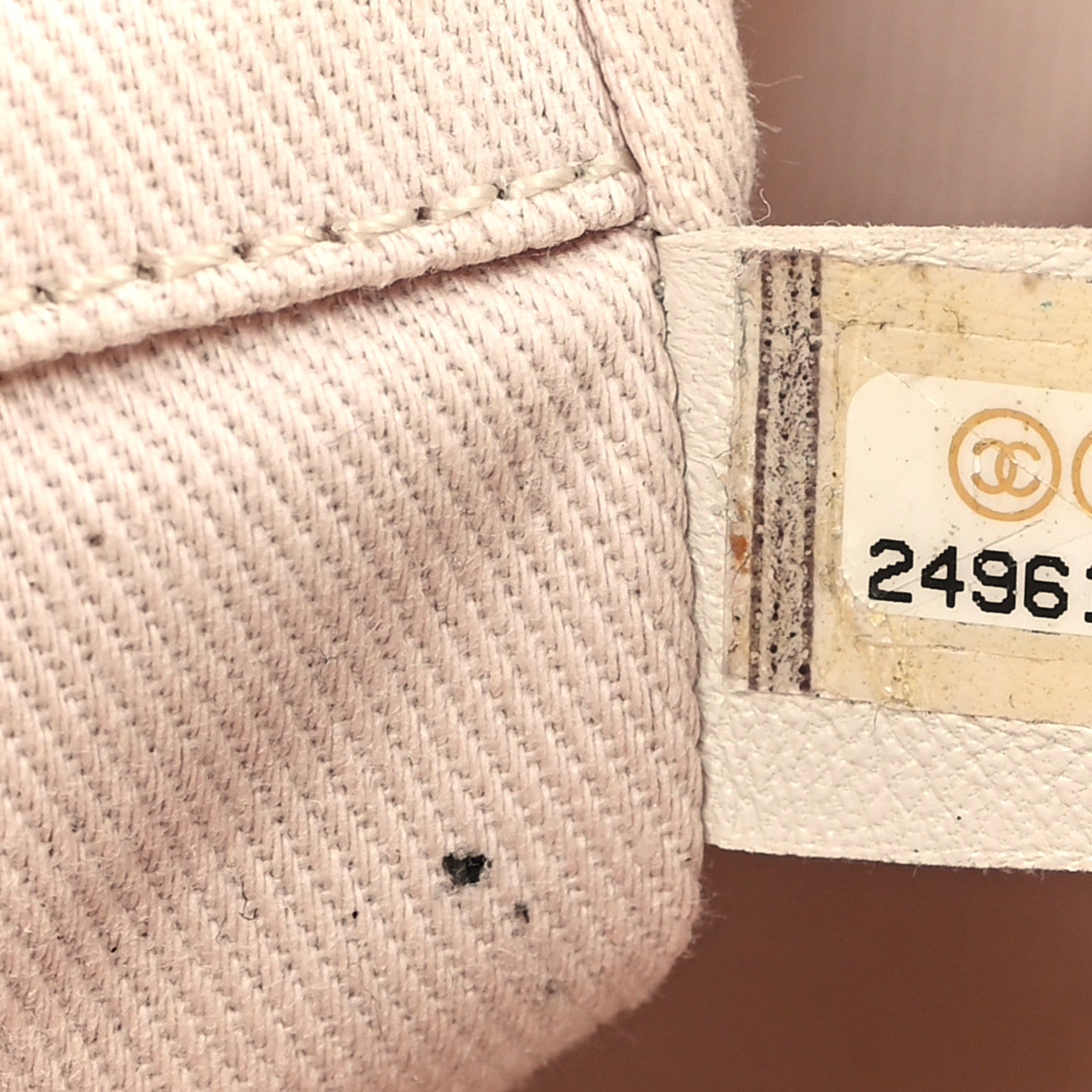 Lurex Boucle Small Deauville Tote Ivory