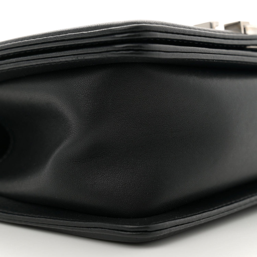 Lambskin Chevron Quilted Small Boy Flap Black