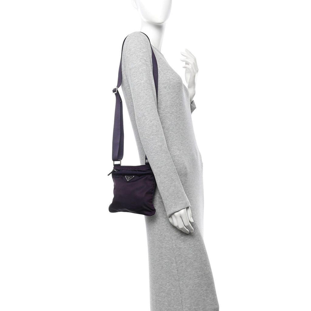 Tessuto Nylon Small Flat Messenger Bag Granato