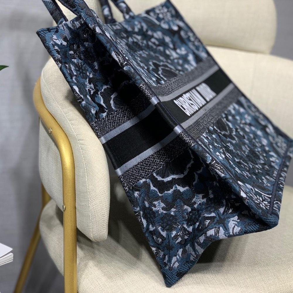DIOR BOOK TOTE