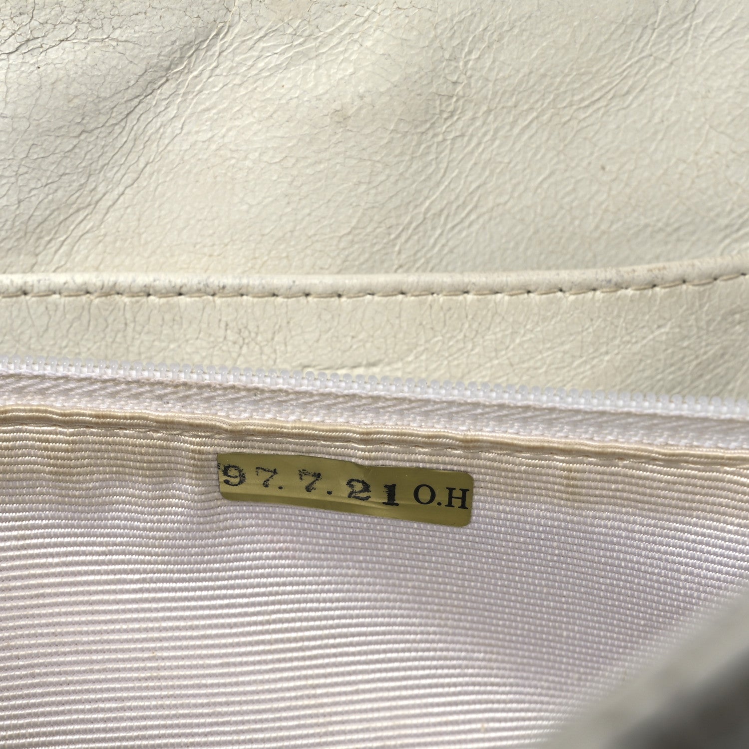 Caviar Quilted Shoulder Bag White