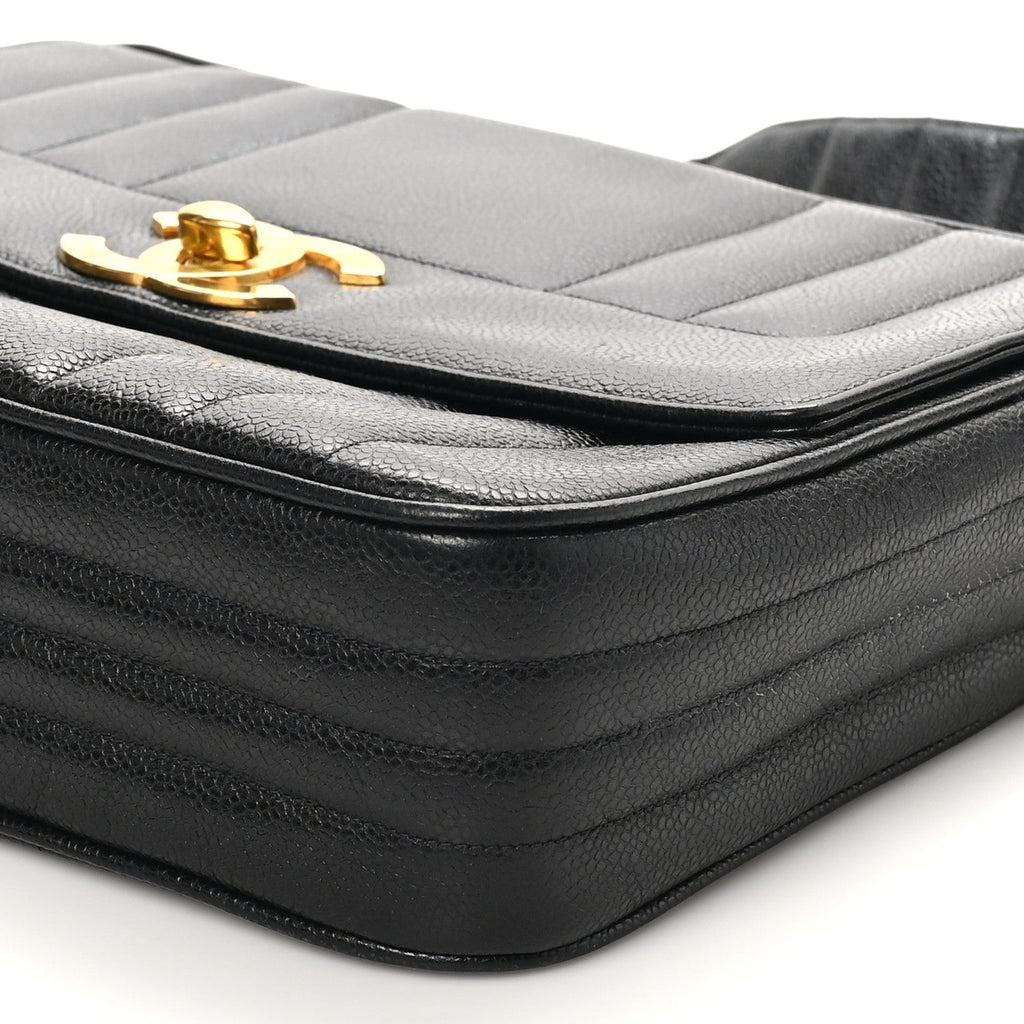 Caviar Vertical Quilted Flap Camera Bag Black