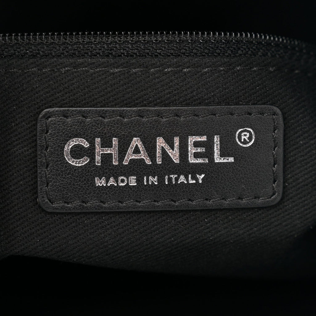 Grained Calfskin CC Pocket Tote Black