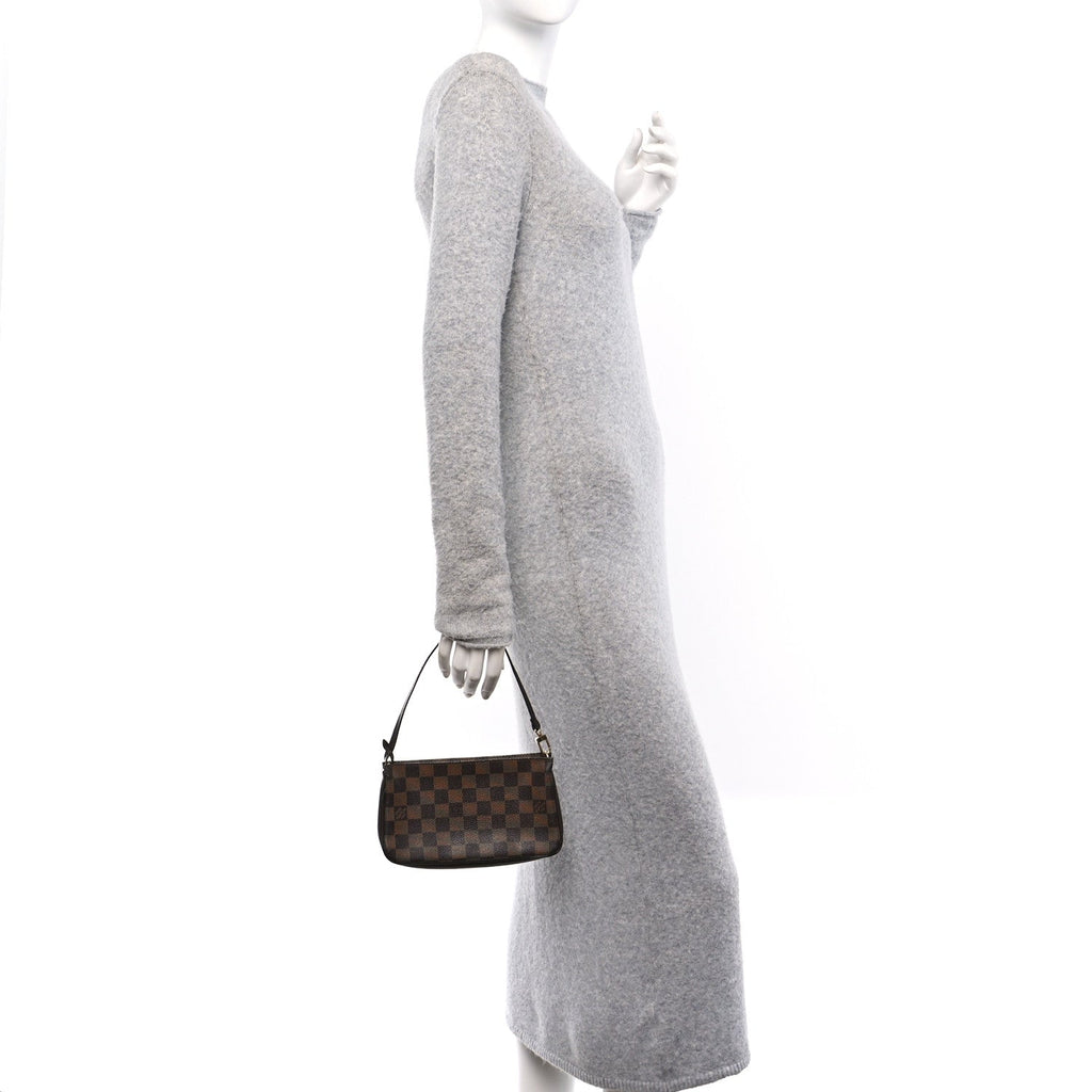 Damier Ebene Navona Pochette Accessories