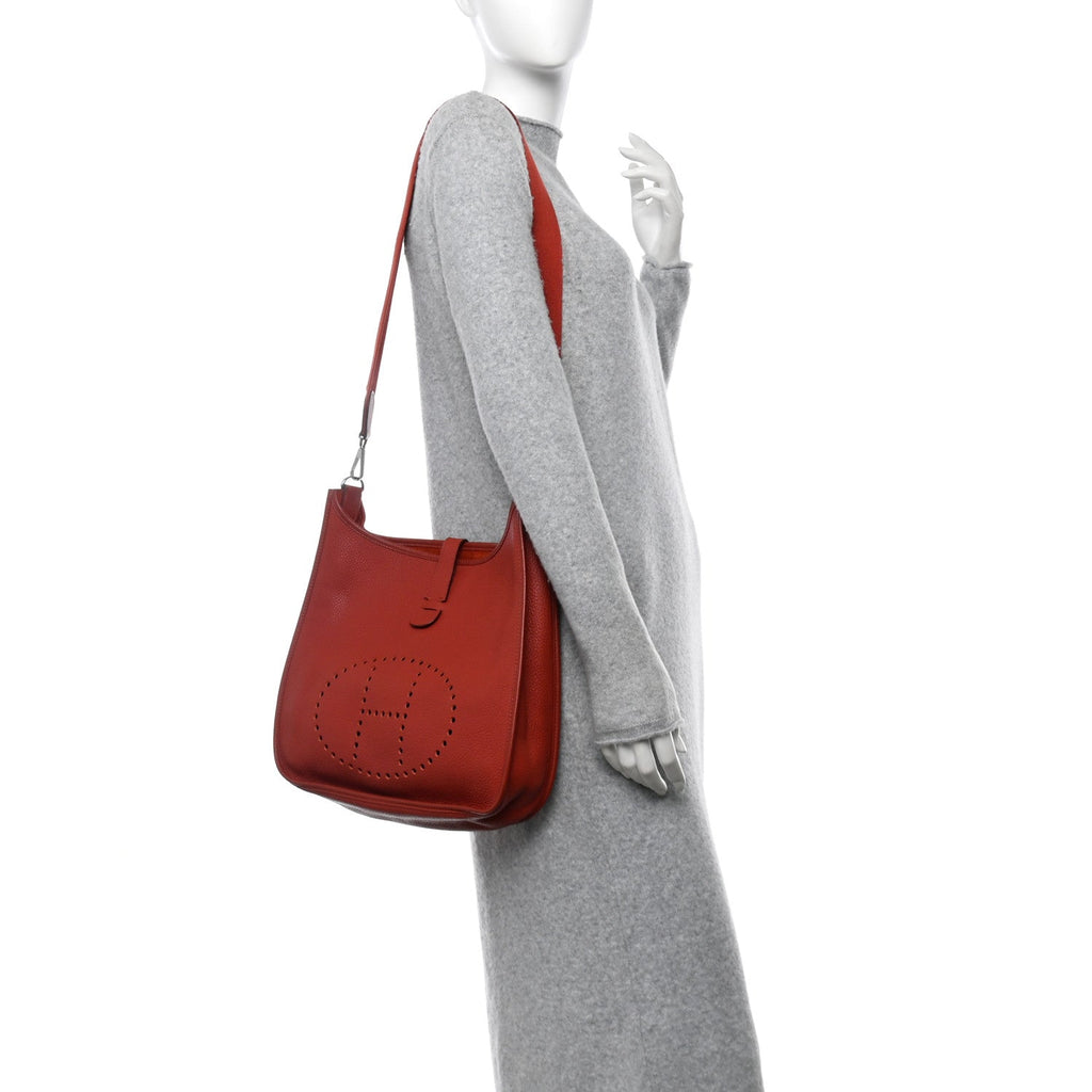 Taurillon Clemence Evelyne GM Rouge