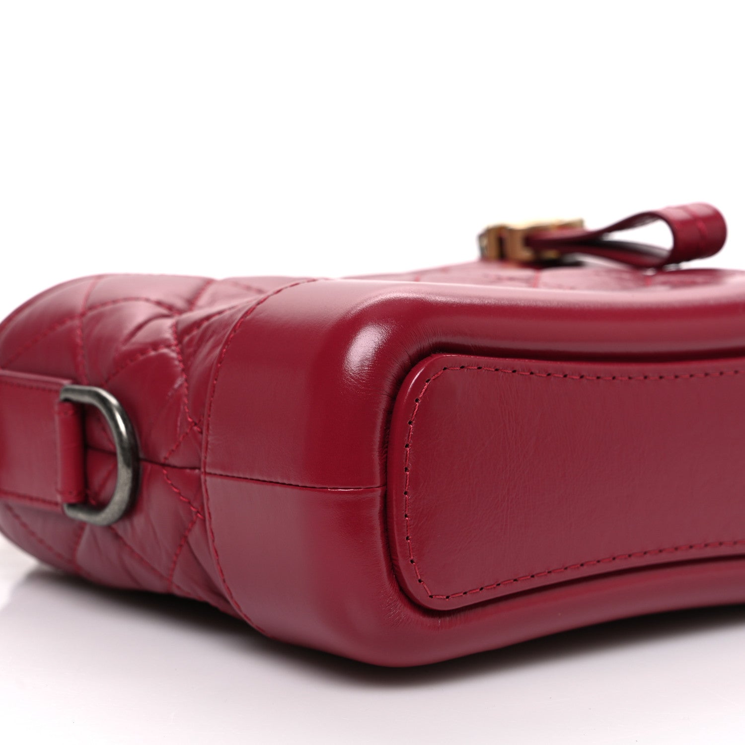 Aged Calfskin Quilted Small Gabrielle Hobo Red