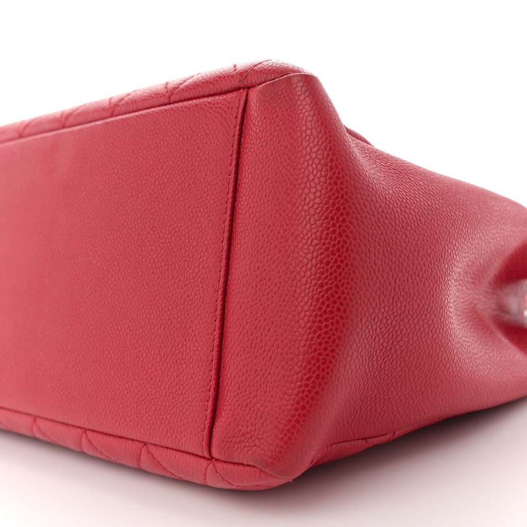Caviar Quilted Grand Shopping Tote GST Red